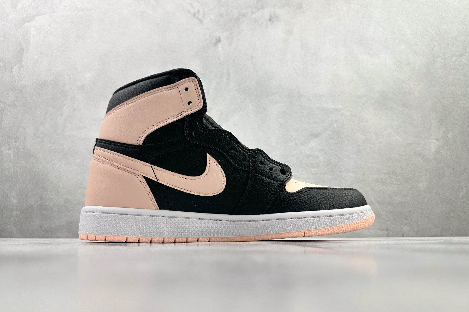 Jordan Air Jordan 1 Retro High Crimson Tint OG款 黑粉脚趾 2019年版 555088-081-Top High Quatity Cheap Sneakers Fashion Clothing Clothes Bags handbags Shoes of all Brand wholesale With The best Quality And Beautiful Price from China Factory Chinese suppliers wholesaler seller Jordan Air Jordan 1 Retro High Crimson Tint OG款 黑粉脚趾 2019年版 555088-081