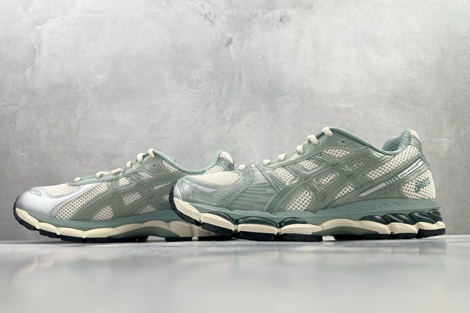 KITH x ASICS GEL-Kayano 12.1 12.1 “Light Sage”白绿 1203A675-100