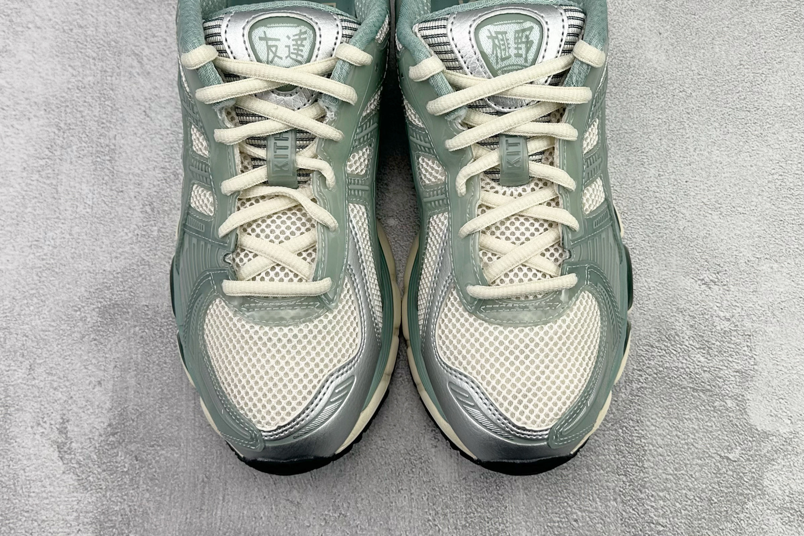 KITH x ASICS GEL-Kayano 12.1 12.1 “Light Sage”白绿 1203A675-100