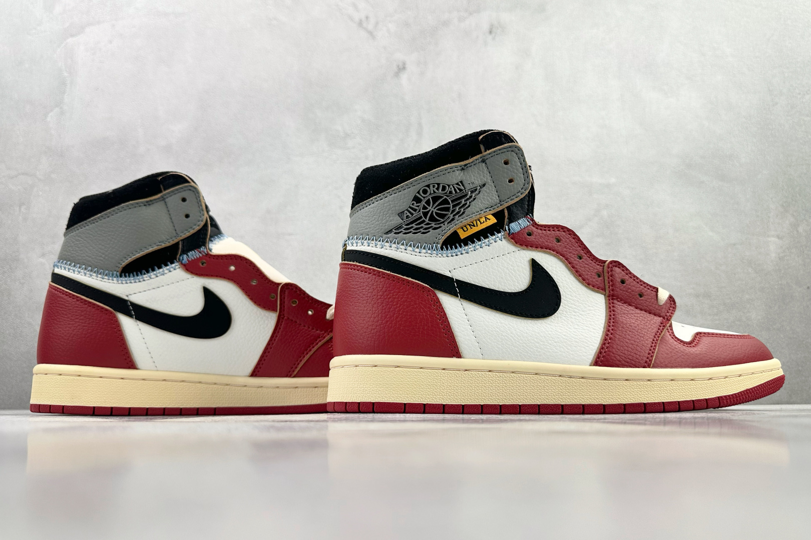 Union x Jordan Air Jordan 1 白红灰 2025年版 HV8563-600-Top High Quatity Cheap Sneakers Fashion Clothing Clothes Bags handbags Shoes of all Brand wholesale With The best Quality And Beautiful Price from China Factory Chinese suppliers wholesaler seller Union x Jordan Air Jordan 1 白红灰 2025年版 HV8563-600