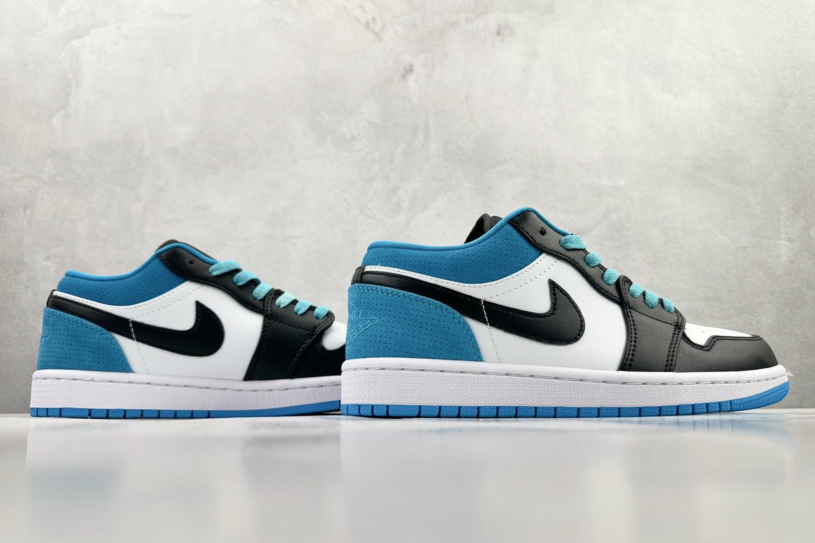 Jordan Air Jordan 1 Low 激光蓝 CK3022-004-Top High Quatity Cheap Sneakers Fashion Clothing Clothes Bags handbags Shoes of all Brand wholesale With The best Quality And Beautiful Price from China Factory Chinese suppliers wholesaler seller Jordan Air Jordan 1 Low 激光蓝 CK3022-004