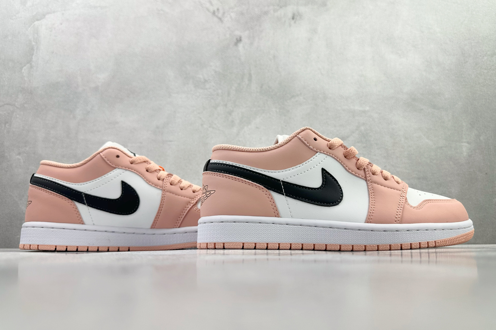 Jordan Air Jordan 1 Low 极光粉 553560-800