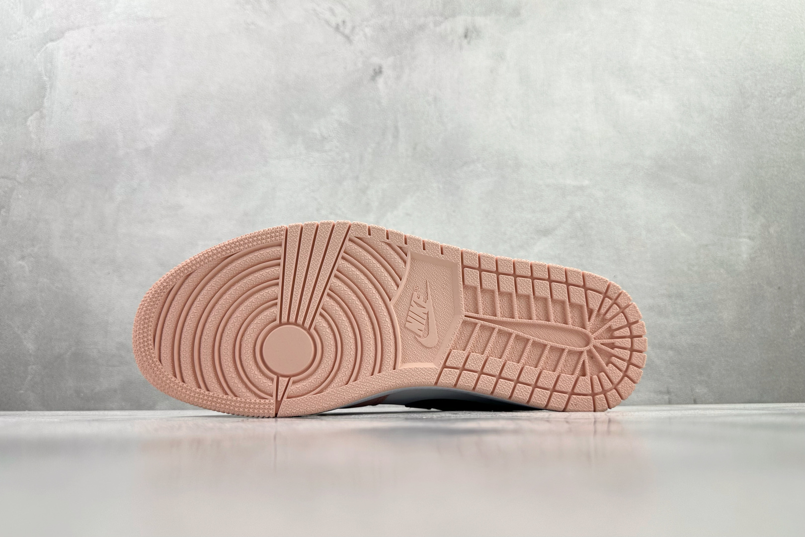Jordan Air Jordan 1 Low 极光粉 553560-800