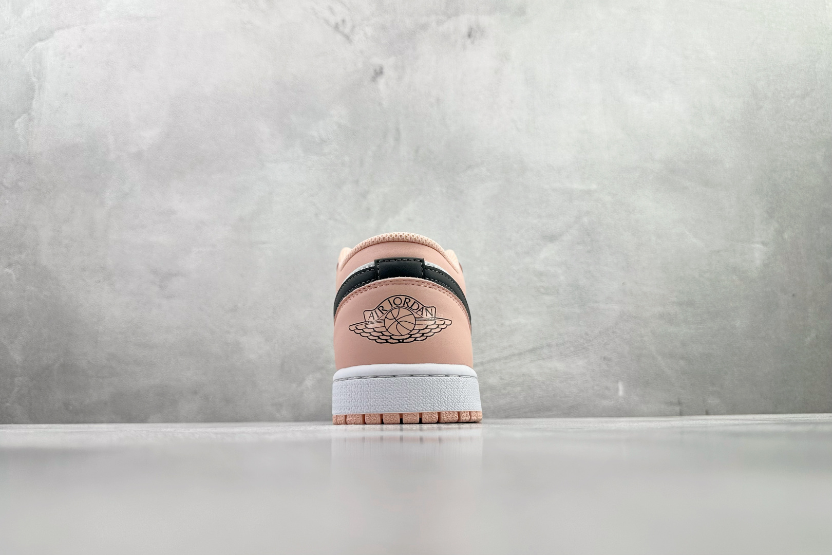 Jordan Air Jordan 1 Low 极光粉 553560-800