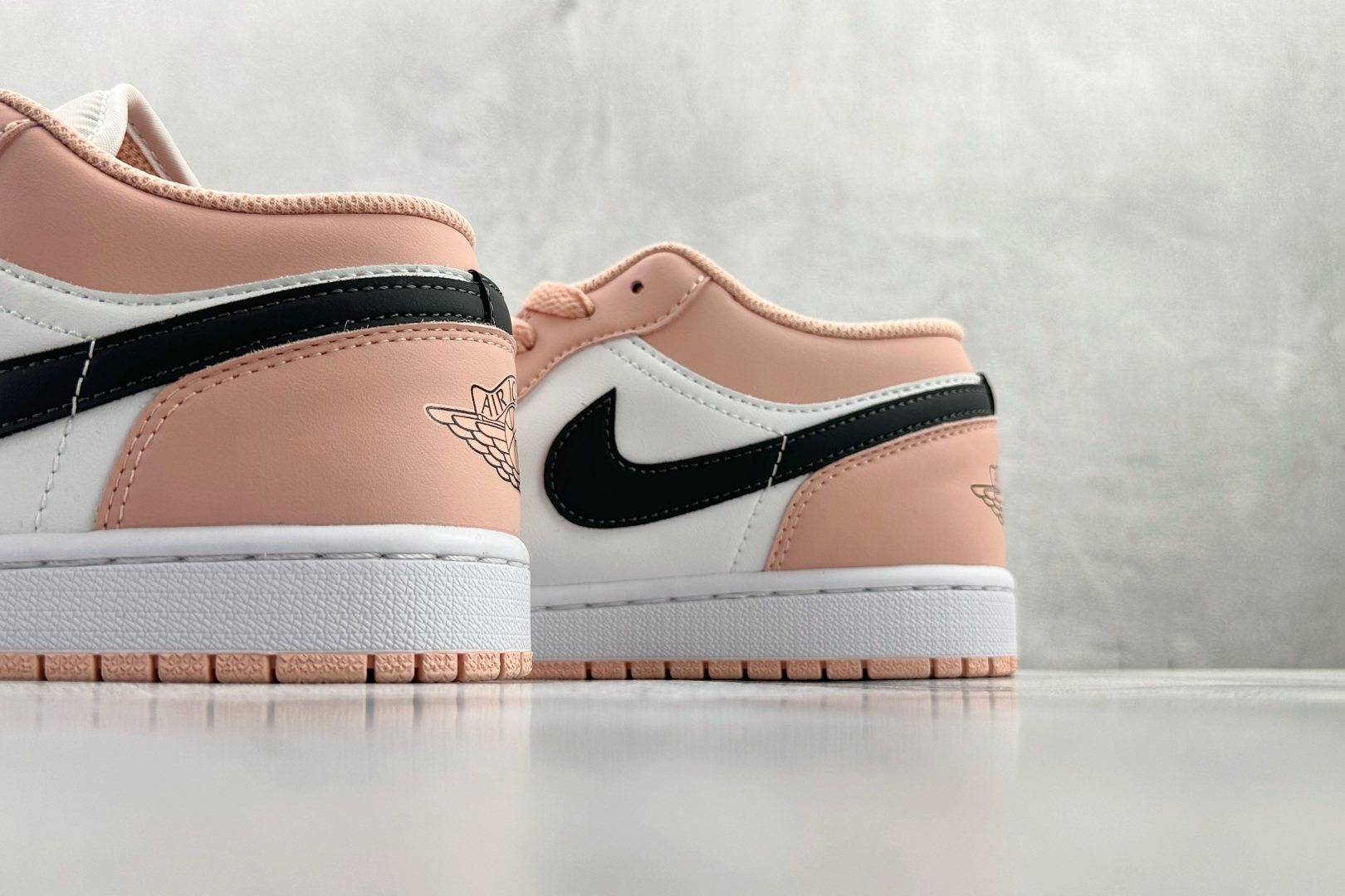 Jordan Air Jordan 1 Low 极光粉 553560-800