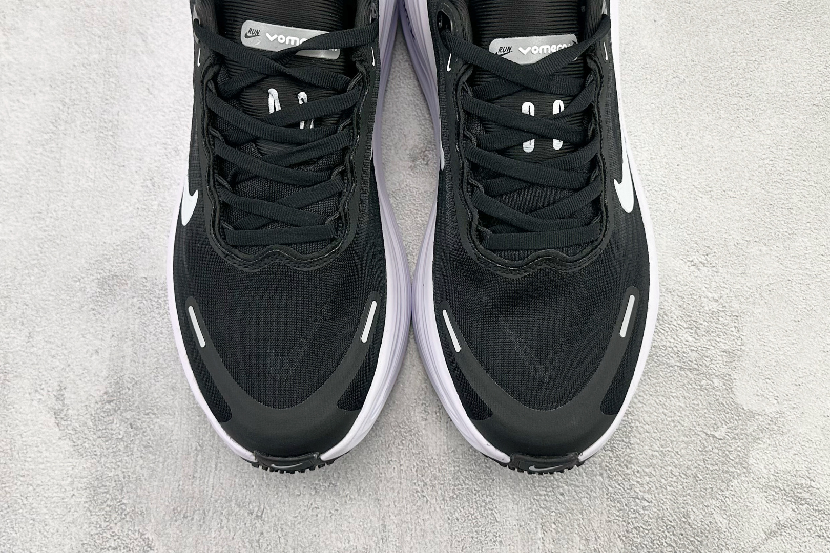 东南亚订单 Nike Vomero Plus 黑白 HV8150-002-Top High Quatity Cheap Sneakers Fashion Clothing Clothes Bags handbags Shoes of all Brand wholesale With The best Quality And Beautiful Price from China Factory Chinese suppliers wholesaler seller 东南亚订单 Nike Vomero Plus 黑白 HV8150-002