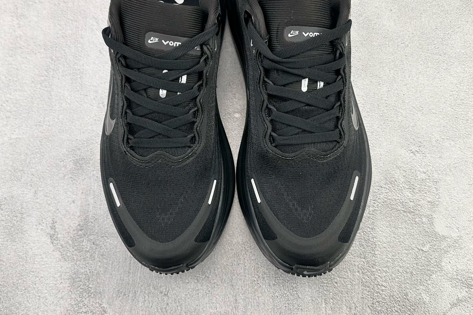 东南亚订单 Nike Vomero Plus 黑色 HV8150-003-Top High Quatity Cheap Sneakers Fashion Clothing Clothes Bags handbags Shoes of all Brand wholesale With The best Quality And Beautiful Price from China Factory Chinese suppliers wholesaler seller 东南亚订单 Nike Vomero Plus 黑色 HV8150-003