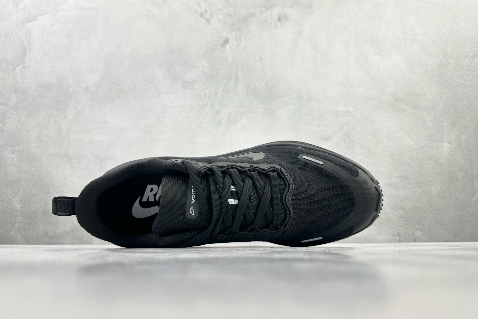 东南亚订单 Nike Vomero Plus 黑色 HV8150-003-Top High Quatity Cheap Sneakers Fashion Clothing Clothes Bags handbags Shoes of all Brand wholesale With The best Quality And Beautiful Price from China Factory Chinese suppliers wholesaler seller 东南亚订单 Nike Vomero Plus 黑色 HV8150-003