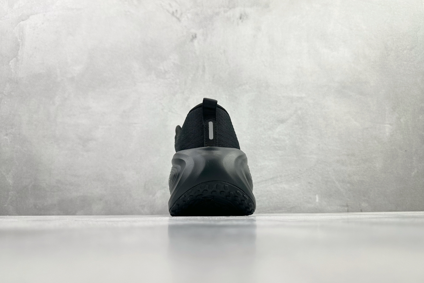 东南亚订单 Nike Vomero Plus 黑色 HV8150-003-Top High Quatity Cheap Sneakers Fashion Clothing Clothes Bags handbags Shoes of all Brand wholesale With The best Quality And Beautiful Price from China Factory Chinese suppliers wholesaler seller 东南亚订单 Nike Vomero Plus 黑色 HV8150-003