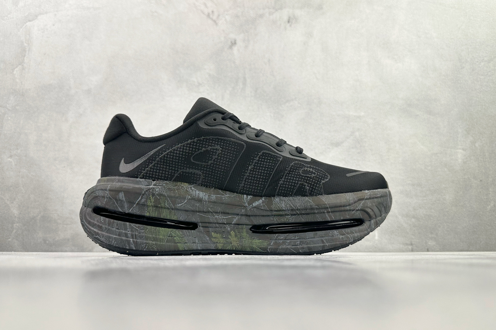 220 Nike Vomero Vomero Premium 黑色 IO7325-001-Chinese UA Cheap High Quatity Brand Clothes Bags handbags Sneakers wholesale wholesaler seller from China Factory suppliers Fashion Clothing Shoes best Quality Beautiful Price 220 Nike Vomero Vomero Premium 黑色 IO7325-001