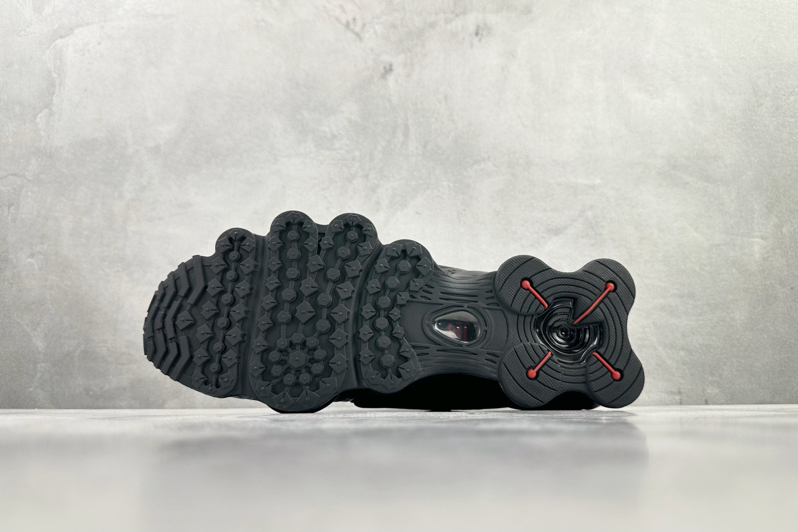 360 原版开发 Nike Shox TL系列 ”Black Metallic Hematite”黑色 AR3566-002