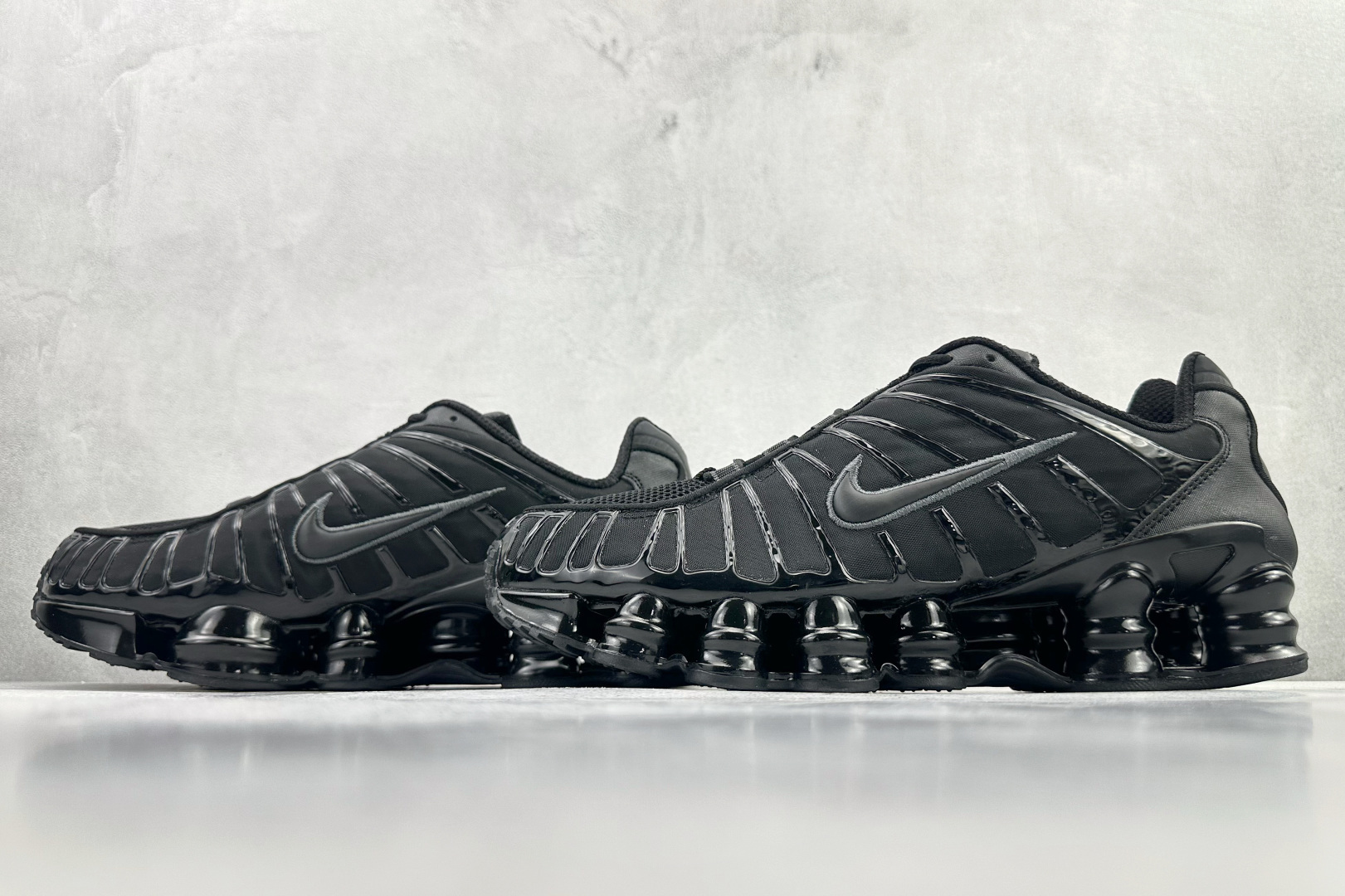 360 原版开发 Nike Shox TL系列 ”Black Metallic Hematite”黑色 AR3566-002