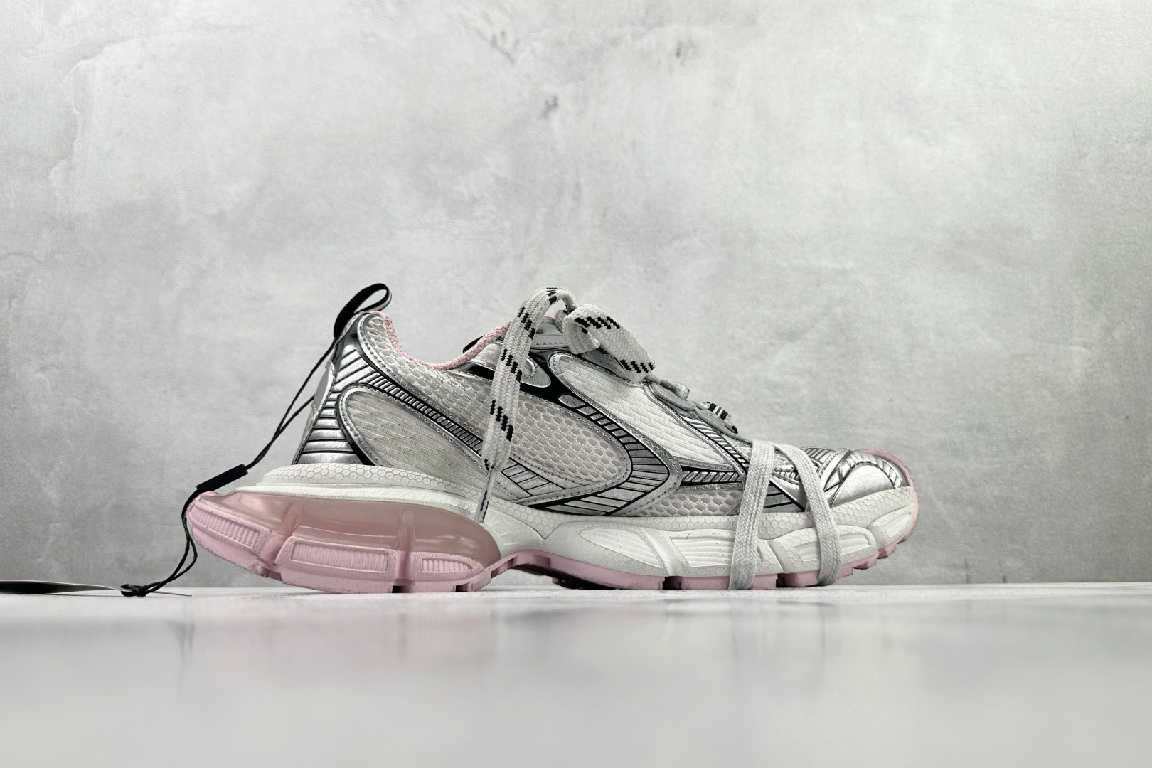 380 最新外贸批次 Balenciaga巴黎世家 3XL粉色 734731W3XGC-Chinese UA Cheap High Quatity Brand Clothes Bags handbags Sneakers wholesale wholesaler seller from China Factory suppliers Fashion Clothing Shoes best Quality Beautiful Price 380 最新外贸批次 Balenciaga巴黎世家 3XL粉色 734731W3XGC