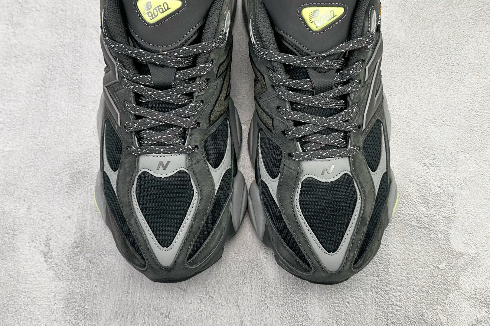240 大厂出品 New Balance NB 9060 灰黑 U90602P8-Chinese UA Cheap High Quatity Brand Clothes Bags handbags Sneakers wholesale wholesaler seller from China Factory suppliers Fashion Clothing Shoes best Quality Beautiful Price 240 大厂出品 New Balance NB 9060 灰黑 U90602P8