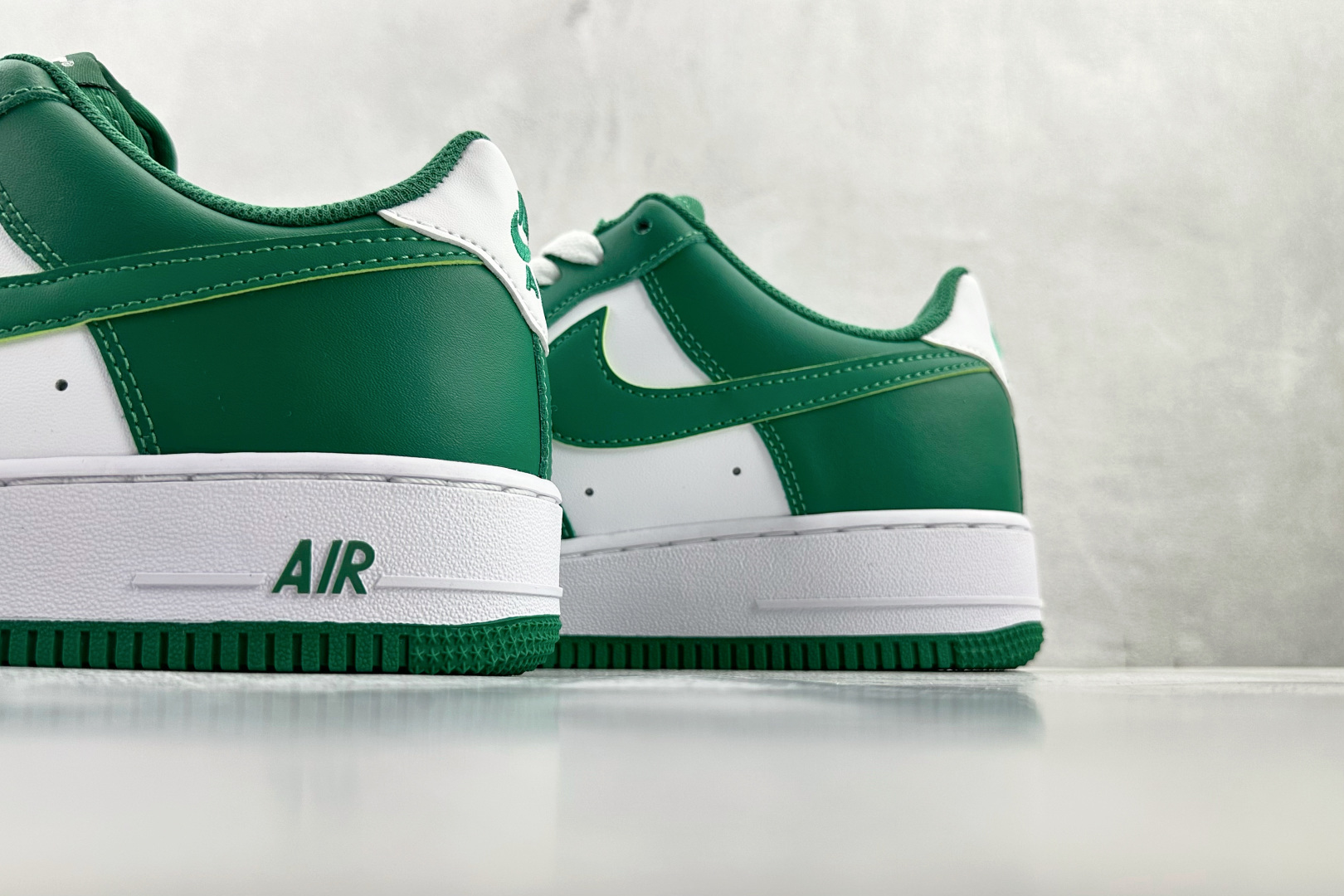 200 Nike Air Force 1 '07 绿色 FJ4146-122-Chinese UA Cheap High Quatity Brand Clothes Bags handbags Sneakers wholesale wholesaler seller from China Factory suppliers Fashion Clothing Shoes best Quality Beautiful Price 200 Nike Air Force 1 '07 绿色 FJ4146-122