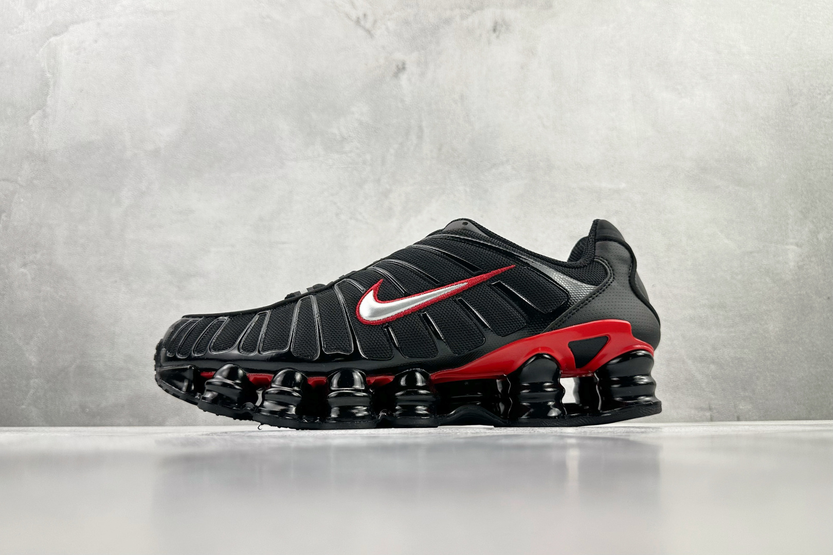 原版开发 Nike Shox TL系列 Black/University Red/Metallic Silver 黑红银 CN0151-003 原版开发 Nike Shox TL系列 Black/University Red/Metallic Silver 黑红银 CN0151-003