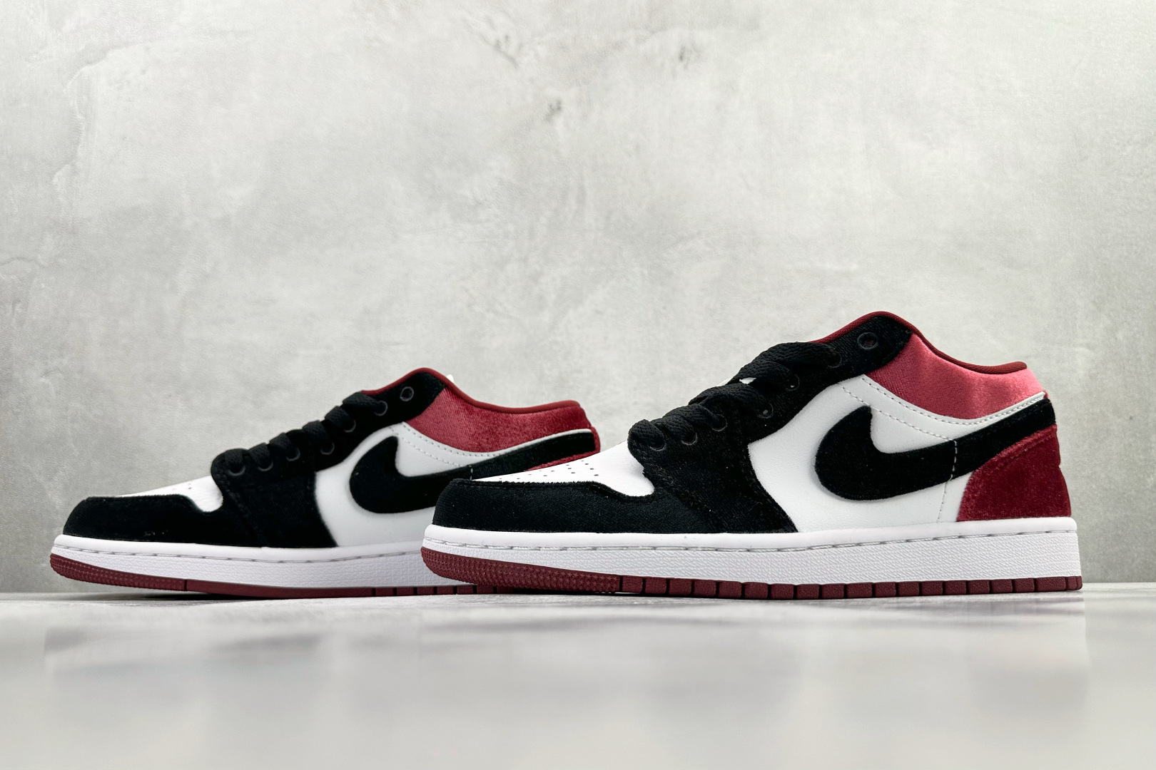 Jordan Air Jordan 1 LOW SE Velvet/Black/Gym Red 黑白红 FZ3242-001-Top High Quatity Cheap Sneakers Fashion Clothing Clothes Bags handbags Shoes of all Brand wholesale With The best Quality And Beautiful Price from China Factory Chinese suppliers wholesaler seller Jordan Air Jordan 1 LOW SE Velvet/Black/Gym Red 黑白红 FZ3242-001