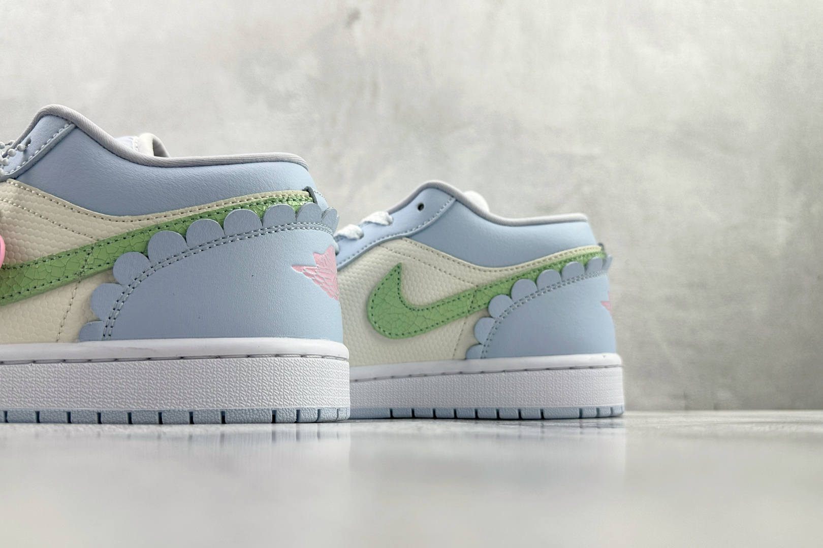 综合版 Jordan Air Jordan 1 米蓝 IB7113-403-Top High Quatity Cheap Sneakers Fashion Clothing Clothes Bags handbags Shoes of all Brand wholesale With The best Quality And Beautiful Price from China Factory Chinese suppliers wholesaler seller 综合版 Jordan Air Jordan 1 米蓝 IB7113-403