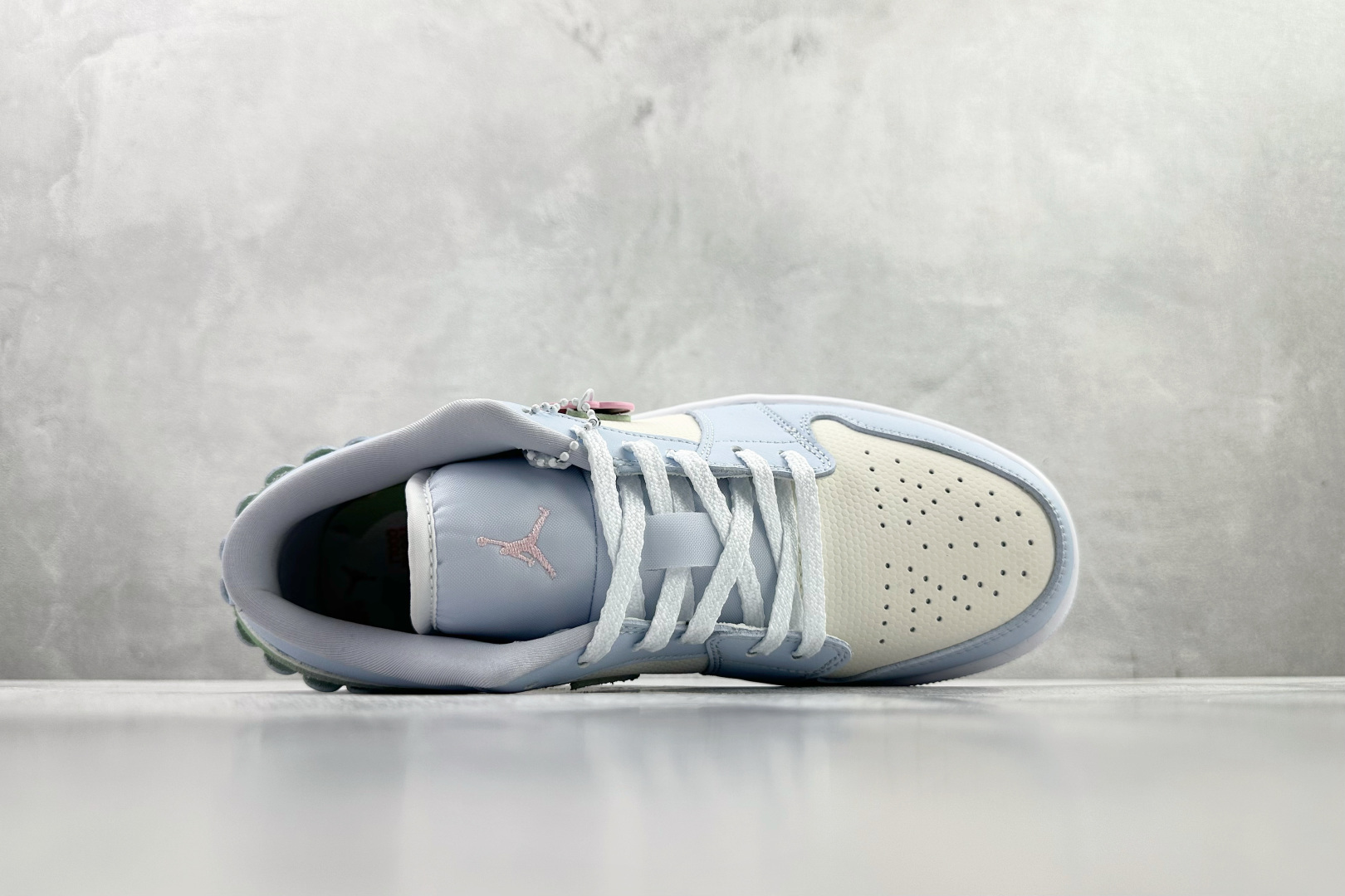 综合版 Jordan Air Jordan 1 米蓝 IB7113-403-Top High Quatity Cheap Sneakers Fashion Clothing Clothes Bags handbags Shoes of all Brand wholesale With The best Quality And Beautiful Price from China Factory Chinese suppliers wholesaler seller 综合版 Jordan Air Jordan 1 米蓝 IB7113-403