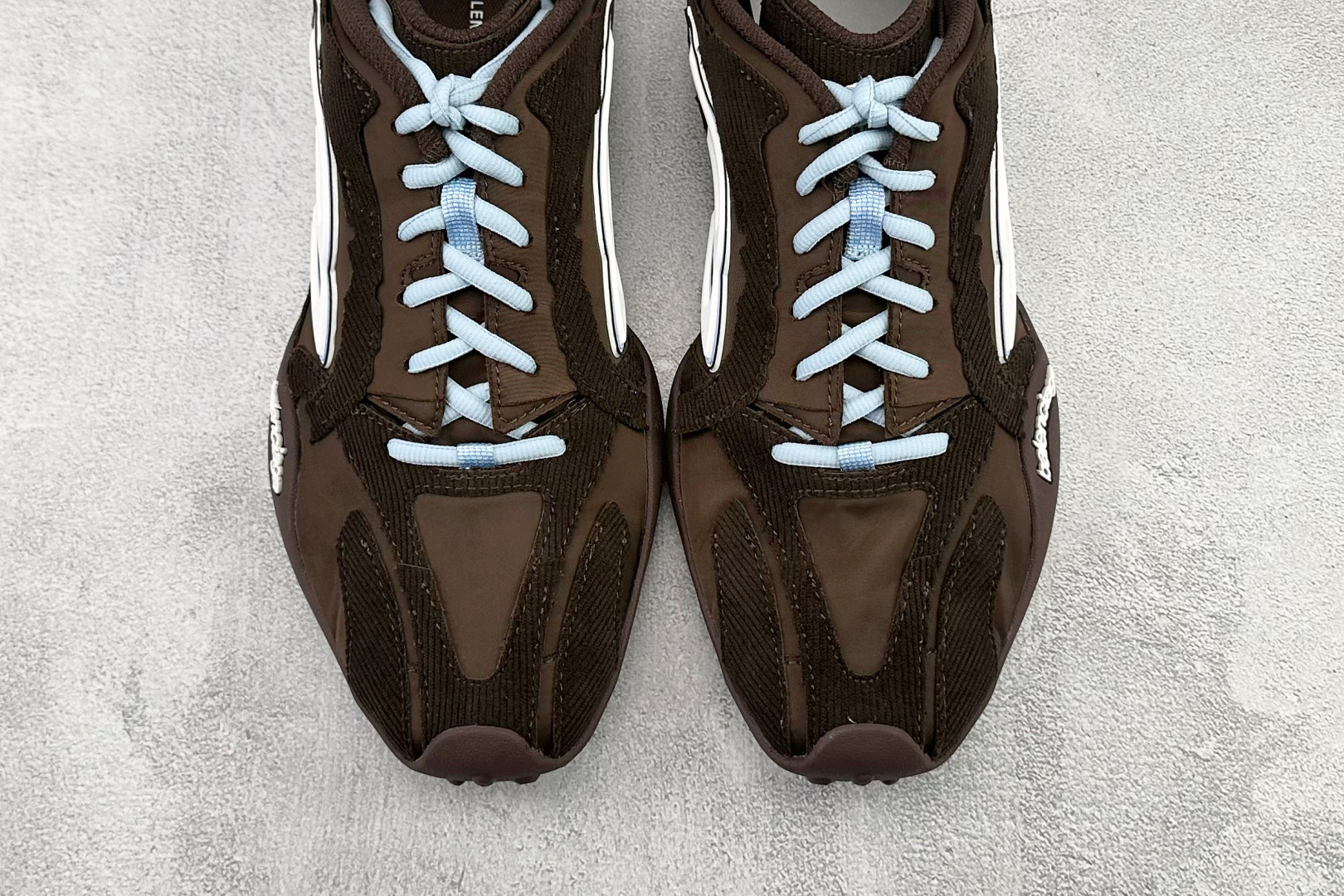 最新外贸批次 Balenciaga巴黎世家 Monday Ultra 棕色 853505WMNDI