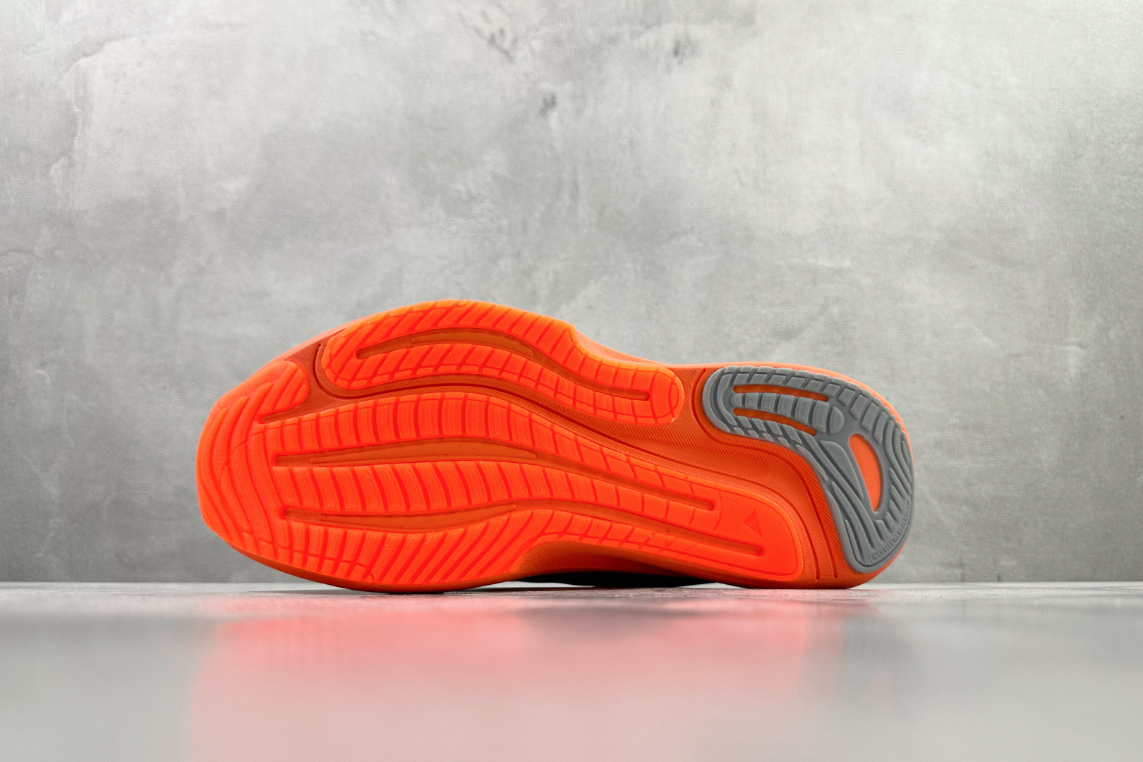 出口订单 Adidas Supernova Solution 3 M 橙银 KK1206-Top High Quatity Cheap Sneakers Fashion Clothing Clothes Bags handbags Shoes of all Brand wholesale With The best Quality And Beautiful Price from China Factory Chinese suppliers wholesaler seller 出口订单 Adidas Supernova Solution 3 M 橙银 KK1206