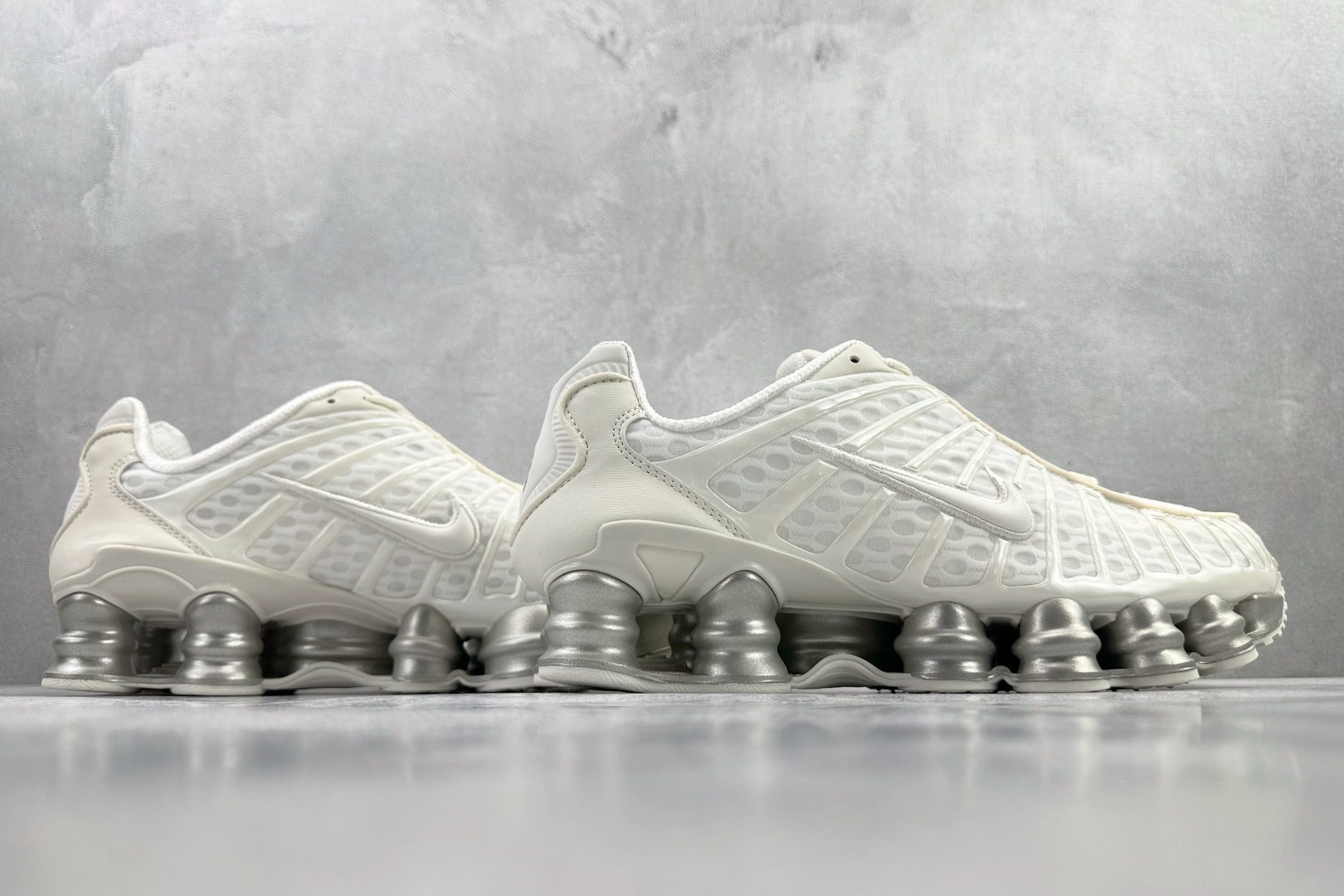 原版开发 Nike Shox TL系列 白色 AR3566-103-Top High Quatity Cheap Sneakers Fashion Clothing Clothes Bags handbags Shoes of all Brand wholesale With The best Quality And Beautiful Price from China Factory Chinese suppliers wholesaler seller 原版开发 Nike Shox TL系列 白色 AR3566-103