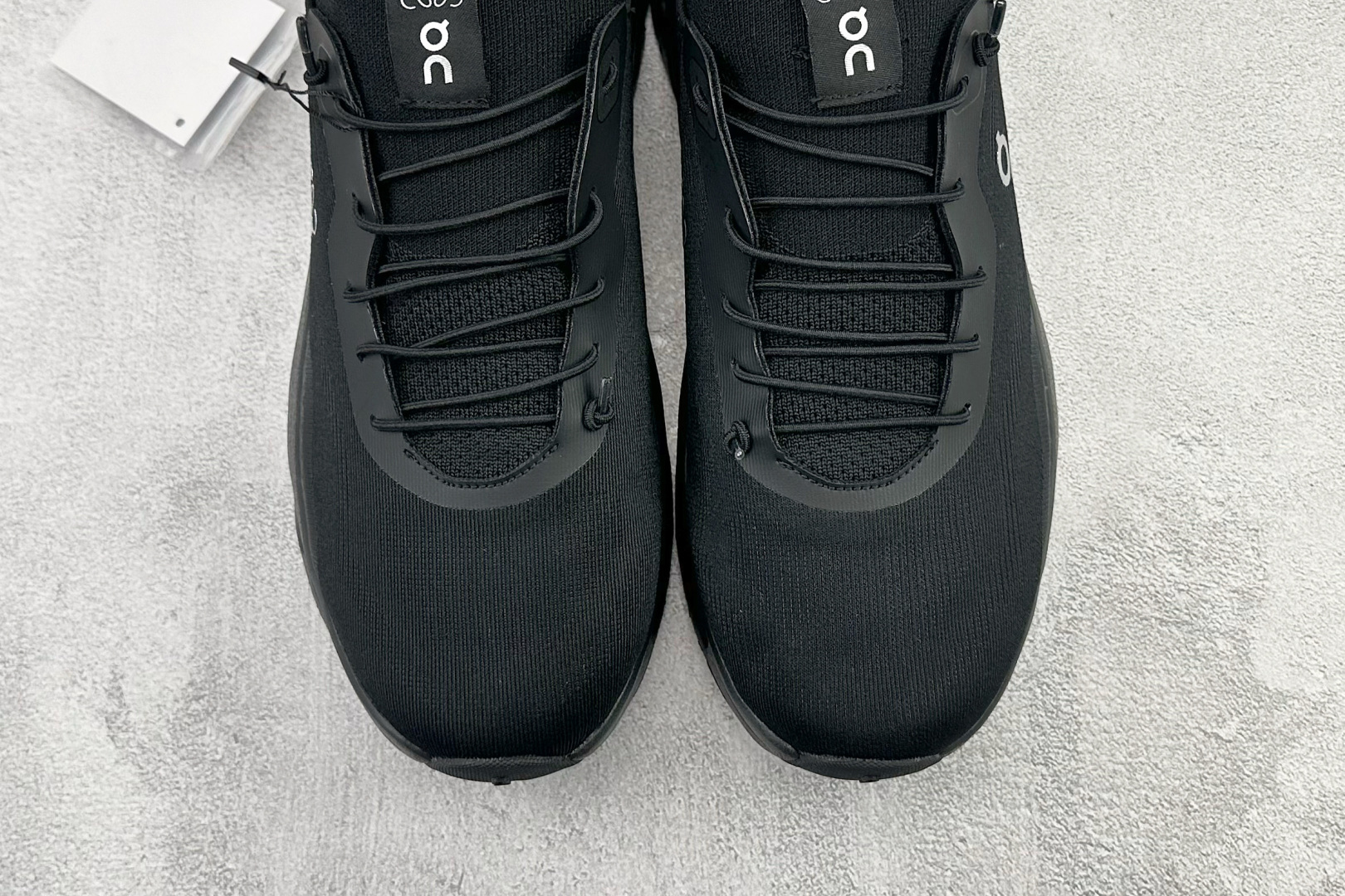 LOEWE罗意威 x On昂跑 联名款 Cloudtilt 黑色 3WD3031-Top High Quatity Cheap Sneakers Fashion Clothing Clothes Bags handbags Shoes of all Brand wholesale With The best Quality And Beautiful Price from China Factory Chinese suppliers wholesaler seller LOEWE罗意威 x On昂跑 联名款 Cloudtilt 黑色 3WD3031