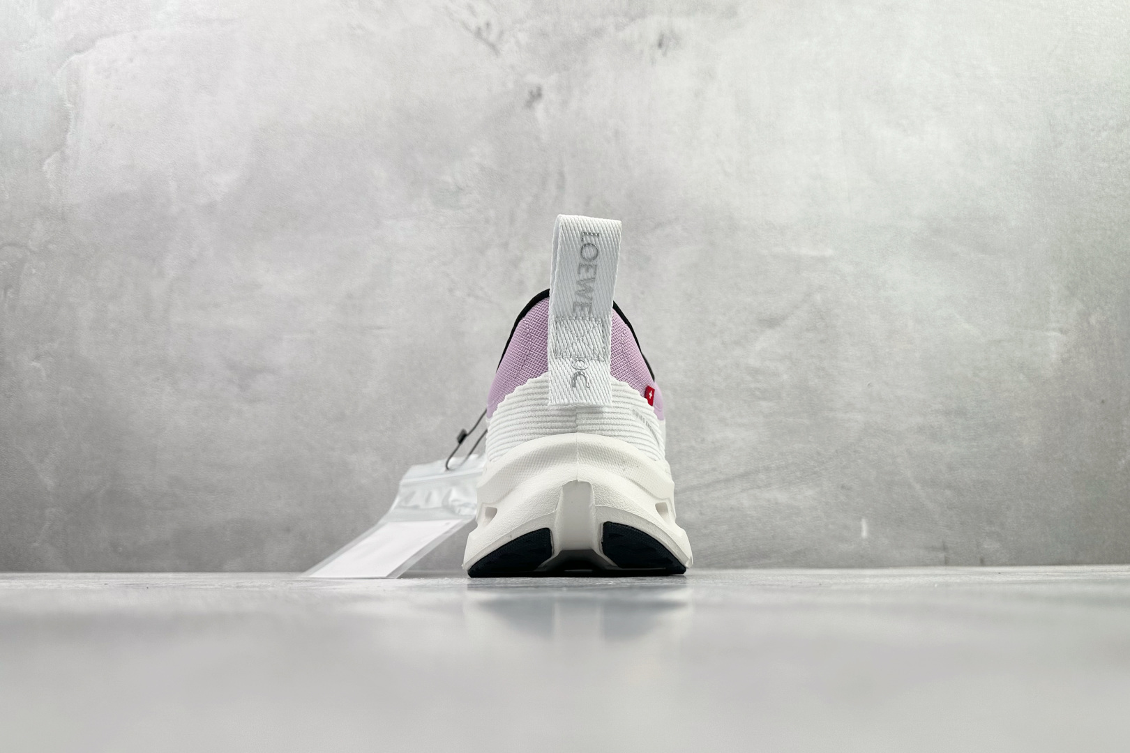 On x LOEWE罗意威 Cloudtilt 2.0 粉色 3WE1087-Top High Quatity Cheap Sneakers Fashion Clothing Clothes Bags handbags Shoes of all Brand wholesale With The best Quality And Beautiful Price from China Factory Chinese suppliers wholesaler seller On x LOEWE罗意威 Cloudtilt 2.0 粉色 3WE1087