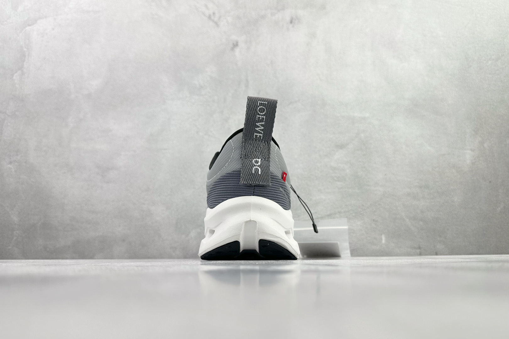 On x LOEWE罗意威 Cloudtilt 2.0灰白 3MEI1069-Top High Quatity Cheap Sneakers Fashion Clothing Clothes Bags handbags Shoes of all Brand wholesale With The best Quality And Beautiful Price from China Factory Chinese suppliers wholesaler seller On x LOEWE罗意威 Cloudtilt 2.0灰白 3MEI1069