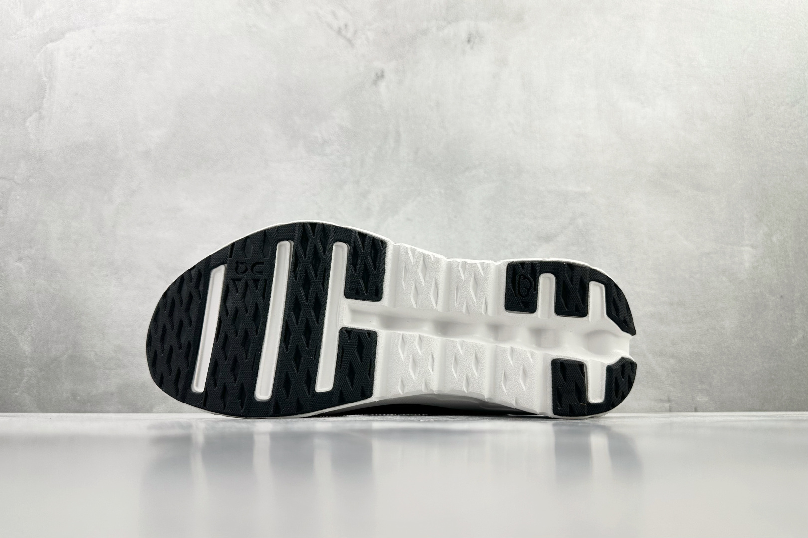On x LOEWE罗意威 Cloudtilt 2.0灰白 3MEI1069-Top High Quatity Cheap Sneakers Fashion Clothing Clothes Bags handbags Shoes of all Brand wholesale With The best Quality And Beautiful Price from China Factory Chinese suppliers wholesaler seller On x LOEWE罗意威 Cloudtilt 2.0灰白 3MEI1069