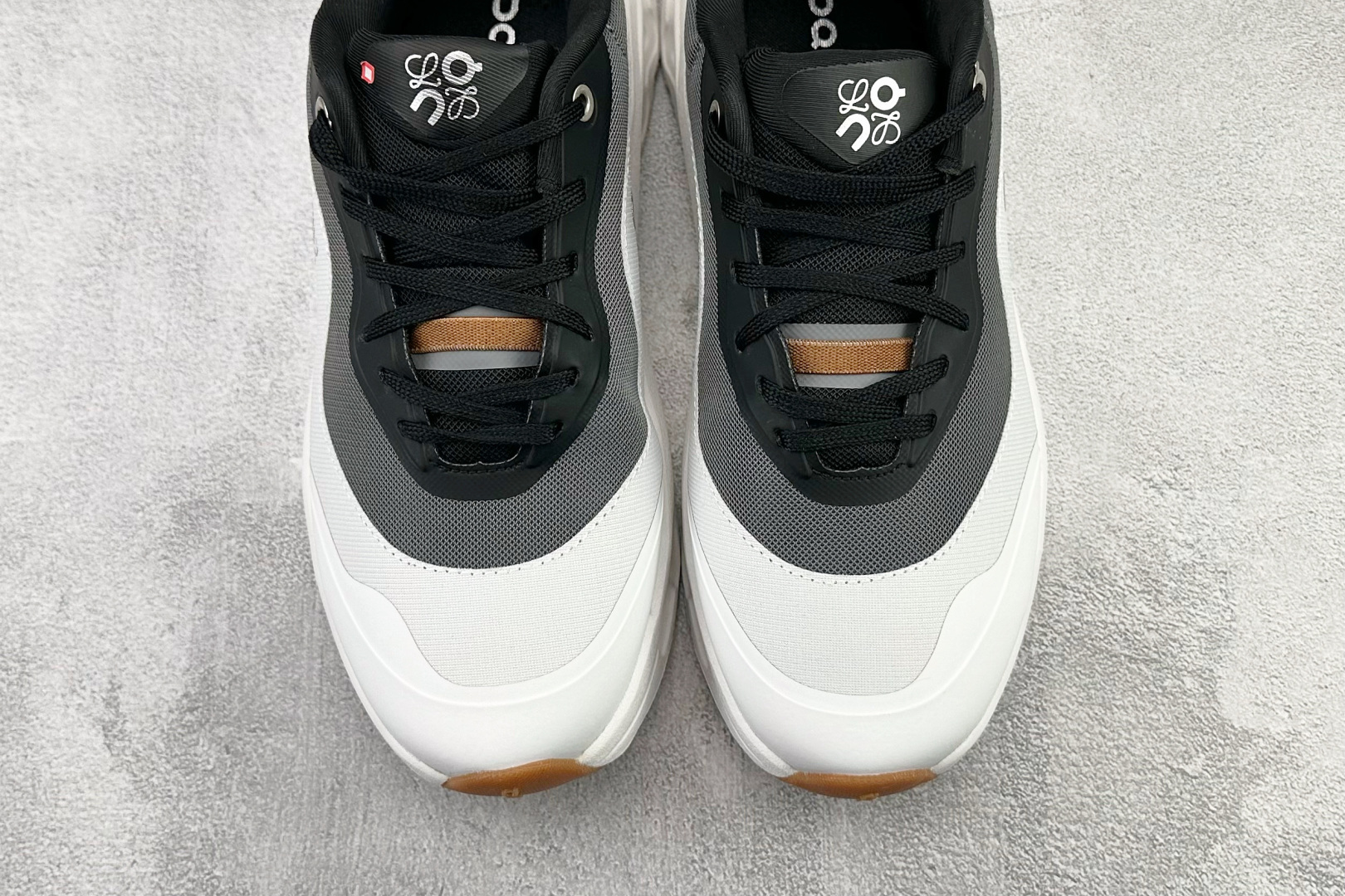 On x LOEWE罗意威 Cloudtilt 2.0 黑白 3MEI1069-Top High Quatity Cheap Sneakers Fashion Clothing Clothes Bags handbags Shoes of all Brand wholesale With The best Quality And Beautiful Price from China Factory Chinese suppliers wholesaler seller On x LOEWE罗意威 Cloudtilt 2.0 黑白 3MEI1069