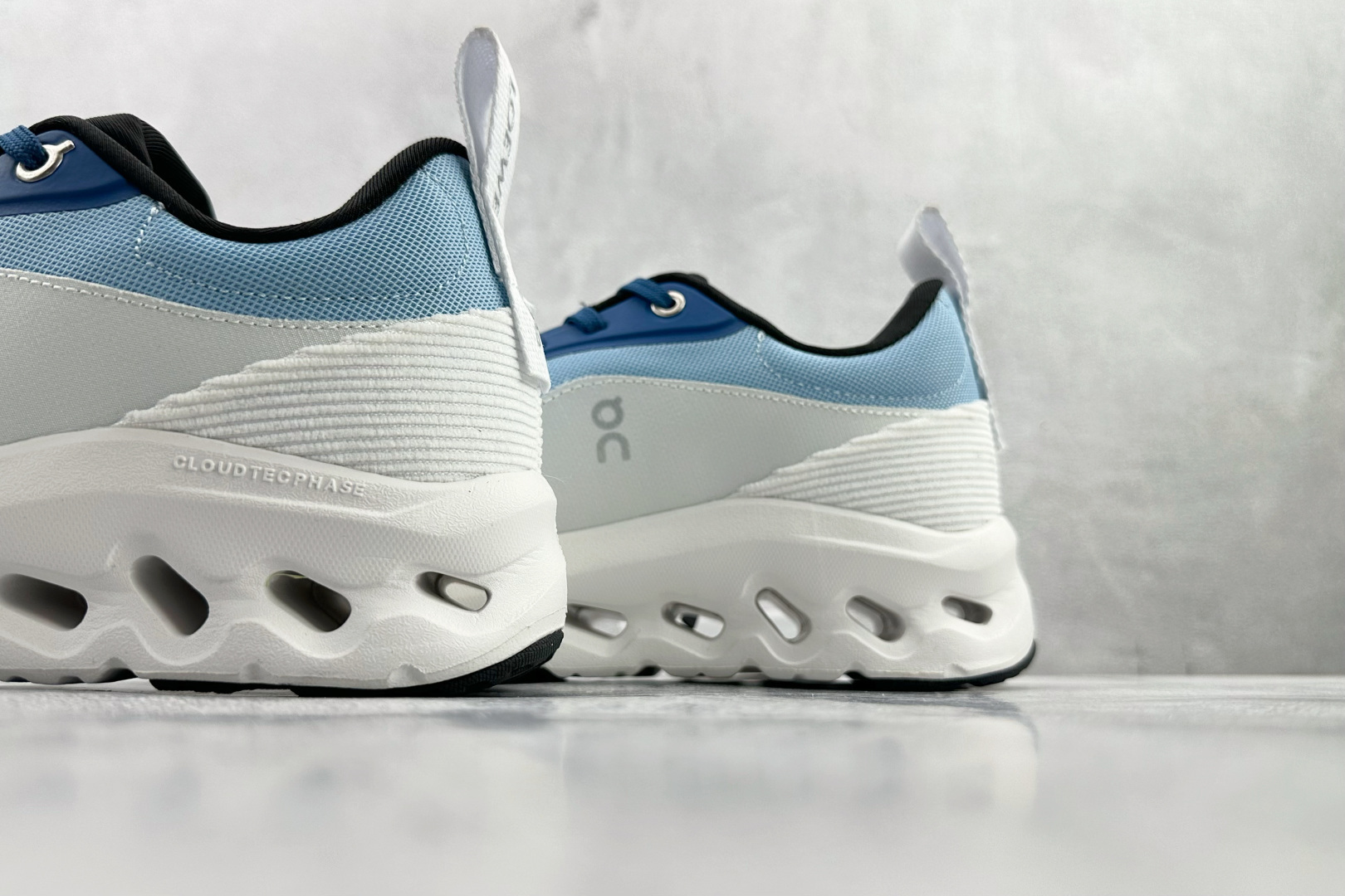On x LOEWE罗意威 Cloudtilt 2.0 蓝白 3MEI1087-Top High Quatity Cheap Sneakers Fashion Clothing Clothes Bags handbags Shoes of all Brand wholesale With The best Quality And Beautiful Price from China Factory Chinese suppliers wholesaler seller On x LOEWE罗意威 Cloudtilt 2.0 蓝白 3MEI1087