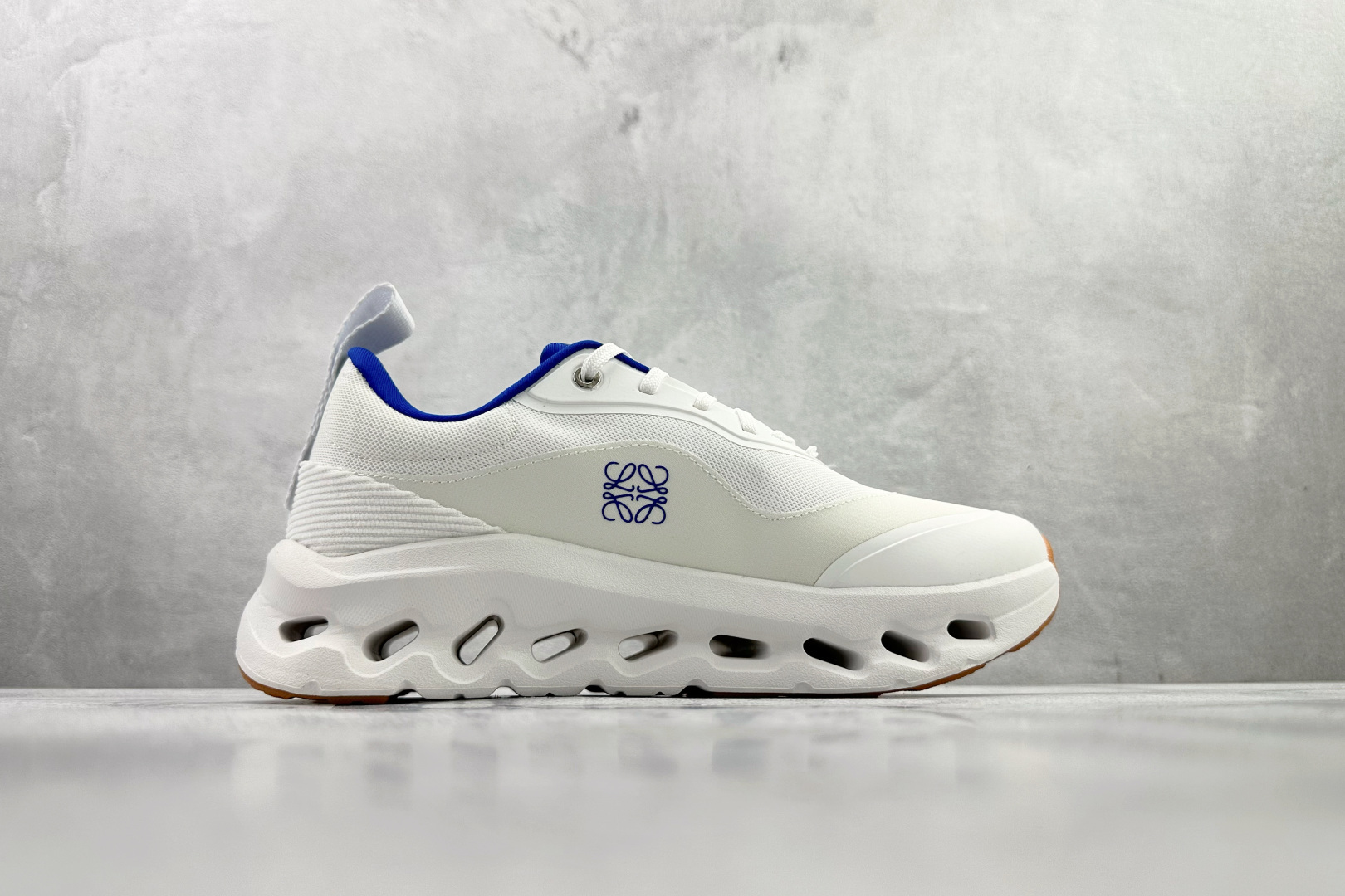 On x LOEWE罗意威 Cloudtilt 2.0 白蓝 M929282X30-4933 On x LOEWE罗意威 Cloudtilt 2.0 白蓝 M929282X30-4933