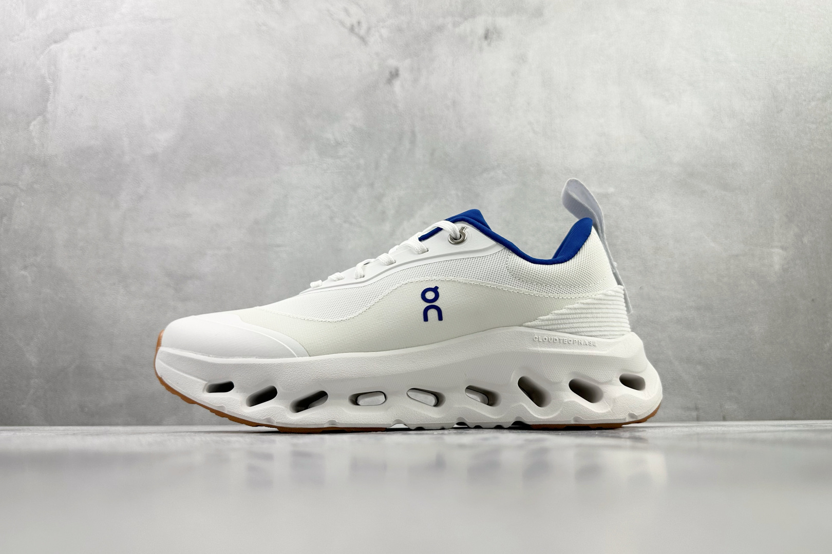 On x LOEWE罗意威 Cloudtilt 2.0 白蓝 M929282X30-4933 On x LOEWE罗意威 Cloudtilt 2.0 白蓝 M929282X30-4933