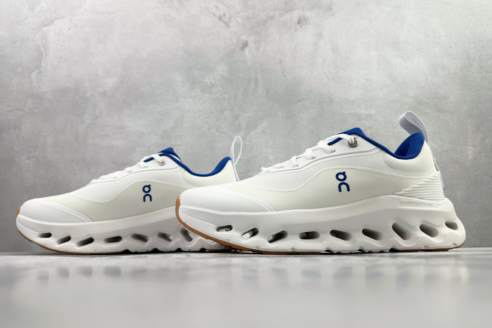 On x LOEWE罗意威 Cloudtilt 2.0 白蓝 M929282X30-4933 On x LOEWE罗意威 Cloudtilt 2.0 白蓝 M929282X30-4933