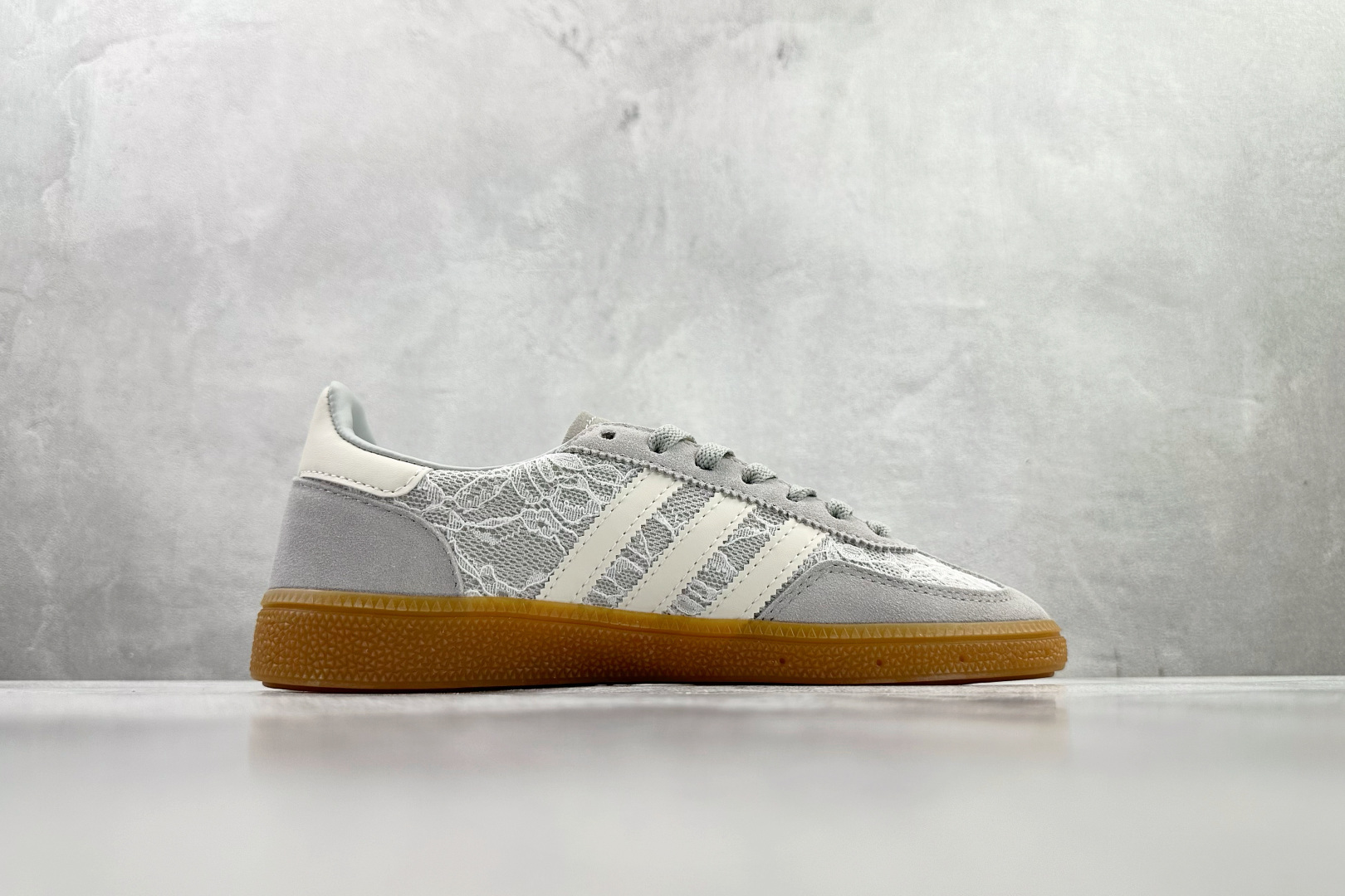 160 出口订单 adidas originals handball spzl 蕾丝米白 HQ2650-Chinese UA Cheap High Quatity Brand Clothes Bags handbags Sneakers wholesale wholesaler seller from China Factory suppliers Fashion Clothing Shoes best Quality Beautiful Price 160 出口订单 adidas originals handball spzl 蕾丝米白 HQ2650