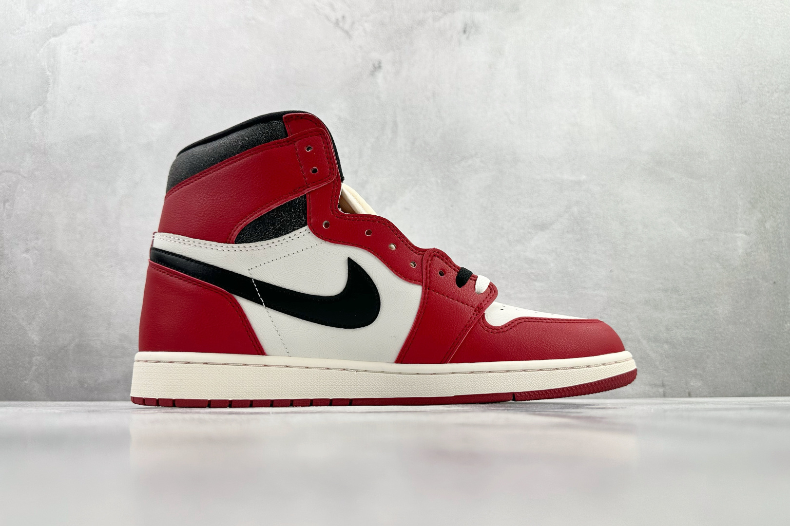 Jordan Air Jordan 1 High ”Lost & Found” 白红 芝加哥 2022年复刻 DZ5485-612-Top High Quatity Cheap Sneakers Fashion Clothing Clothes Bags handbags Shoes of all Brand wholesale With The best Quality And Beautiful Price from China Factory Chinese suppliers wholesaler seller Jordan Air Jordan 1 High ”Lost & Found” 白红 芝加哥 2022年复刻 DZ5485-612