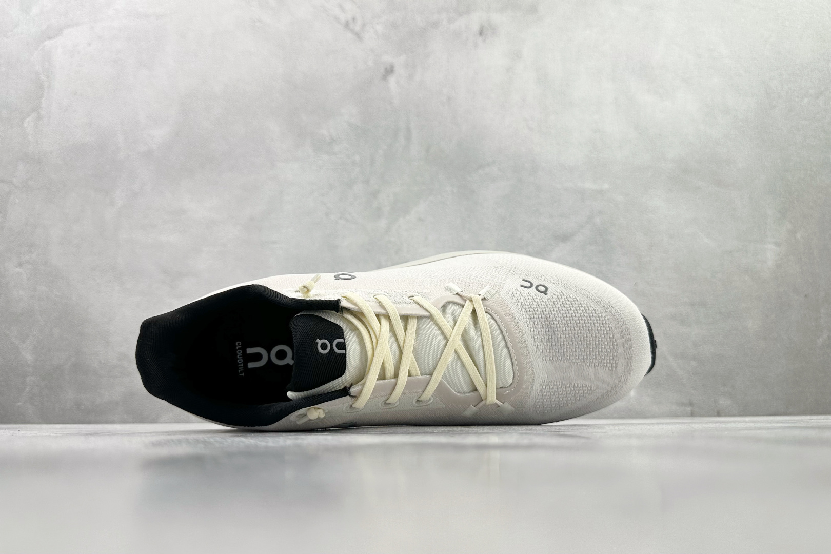 On Cloudtilt WMNS Pearl/Ice 米白色 3WE1005 On Cloudtilt WMNS Pearl/Ice 米白色 3WE1005