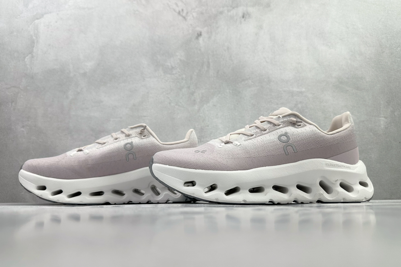 On Cloudtilt 粉色 3WE1005-Top High Quatity Cheap Sneakers Fashion Clothing Clothes Bags handbags Shoes of all Brand wholesale With The best Quality And Beautiful Price from China Factory Chinese suppliers wholesaler seller On Cloudtilt 粉色 3WE1005