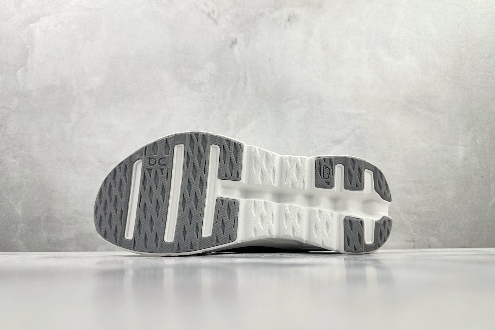 On Cloudtilt 粉色 3WE1005-Top High Quatity Cheap Sneakers Fashion Clothing Clothes Bags handbags Shoes of all Brand wholesale With The best Quality And Beautiful Price from China Factory Chinese suppliers wholesaler seller On Cloudtilt 粉色 3WE1005