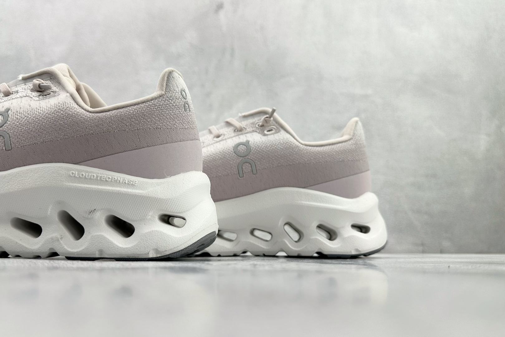 On Cloudtilt 粉色 3WE1005-Top High Quatity Cheap Sneakers Fashion Clothing Clothes Bags handbags Shoes of all Brand wholesale With The best Quality And Beautiful Price from China Factory Chinese suppliers wholesaler seller On Cloudtilt 粉色 3WE1005