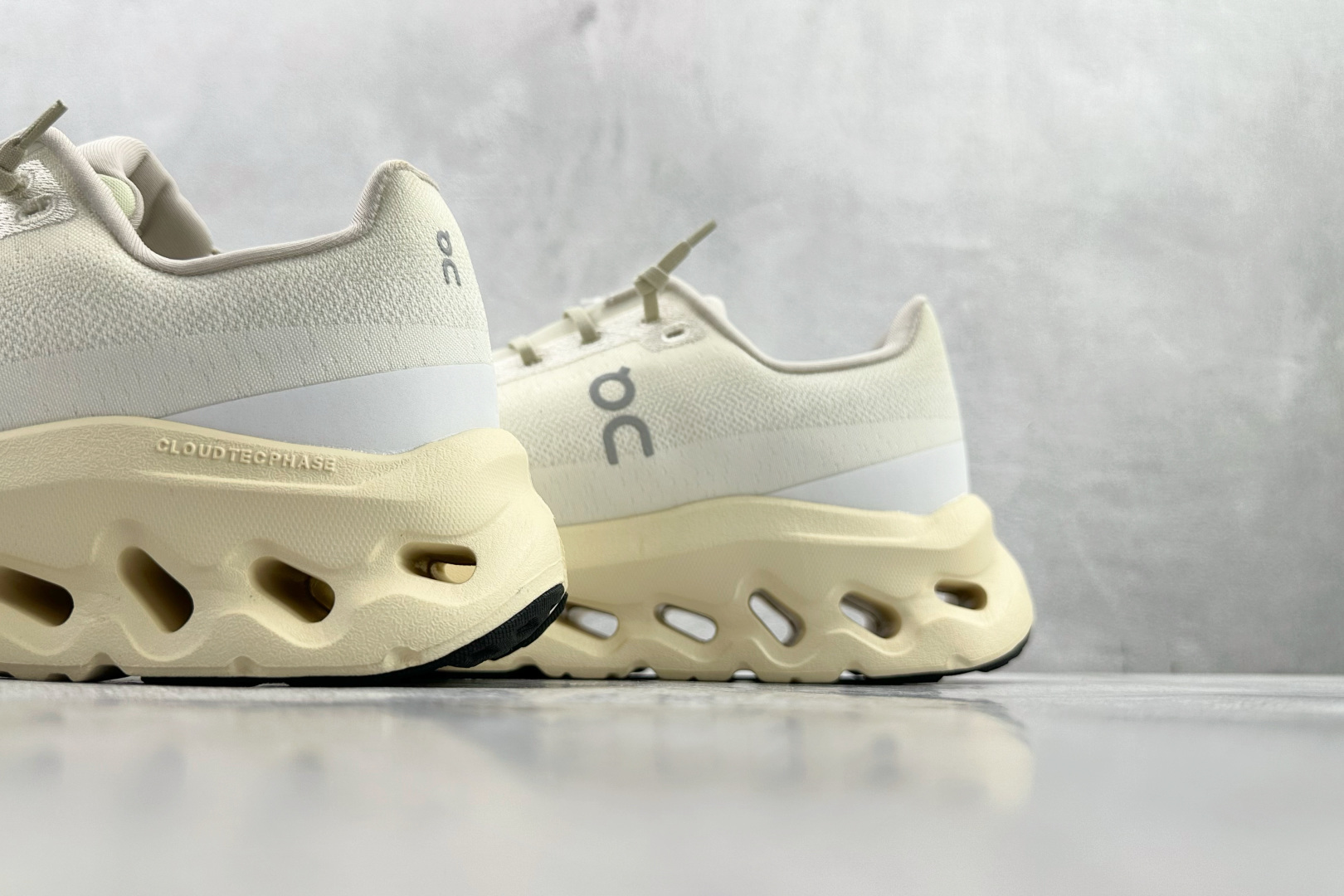 On Cloudtilt 米色 3ME1010-Top High Quatity Cheap Sneakers Fashion Clothing Clothes Bags handbags Shoes of all Brand wholesale With The best Quality And Beautiful Price from China Factory Chinese suppliers wholesaler seller On Cloudtilt 米色 3ME1010