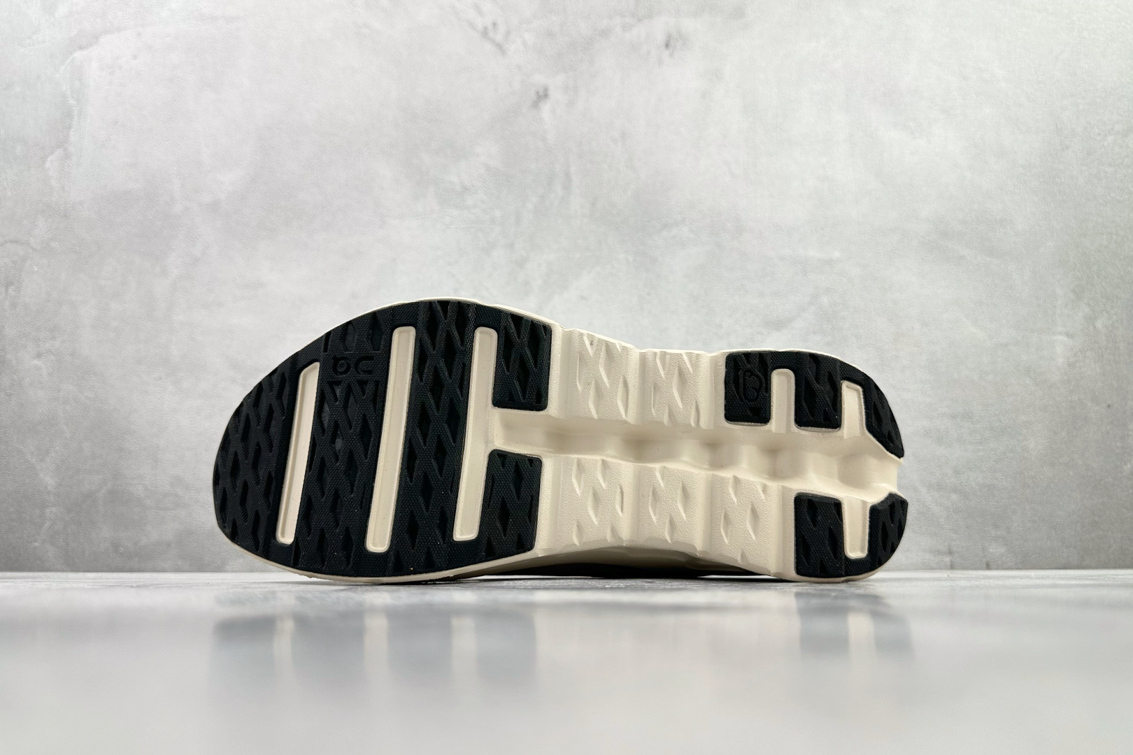 On Cloudtilt 杏仁色 3WF3083-Top High Quatity Cheap Sneakers Fashion Clothing Clothes Bags handbags Shoes of all Brand wholesale With The best Quality And Beautiful Price from China Factory Chinese suppliers wholesaler seller On Cloudtilt 杏仁色 3WF3083