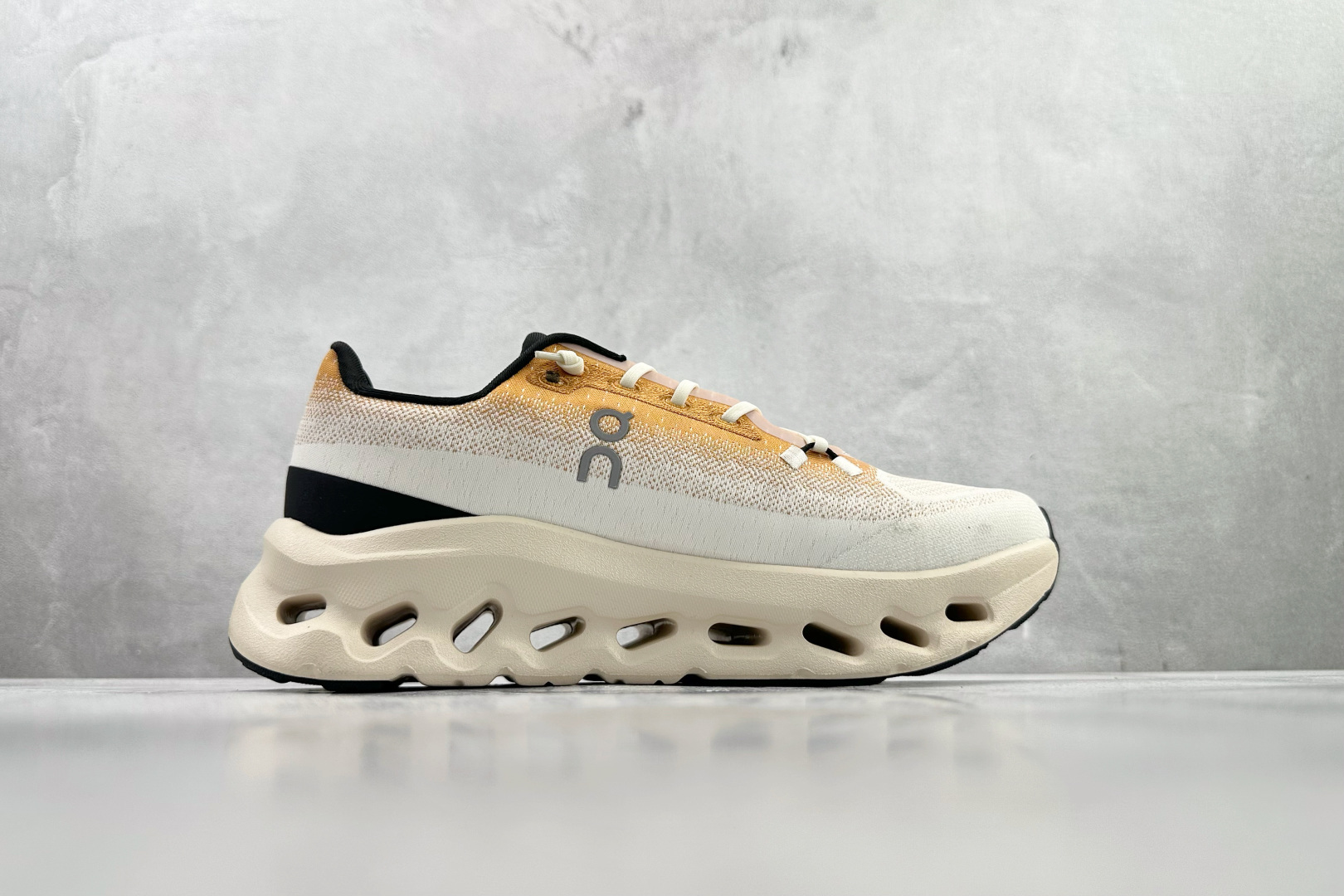 On Cloudtilt 杏仁色 3WF3083-Top High Quatity Cheap Sneakers Fashion Clothing Clothes Bags handbags Shoes of all Brand wholesale With The best Quality And Beautiful Price from China Factory Chinese suppliers wholesaler seller On Cloudtilt 杏仁色 3WF3083