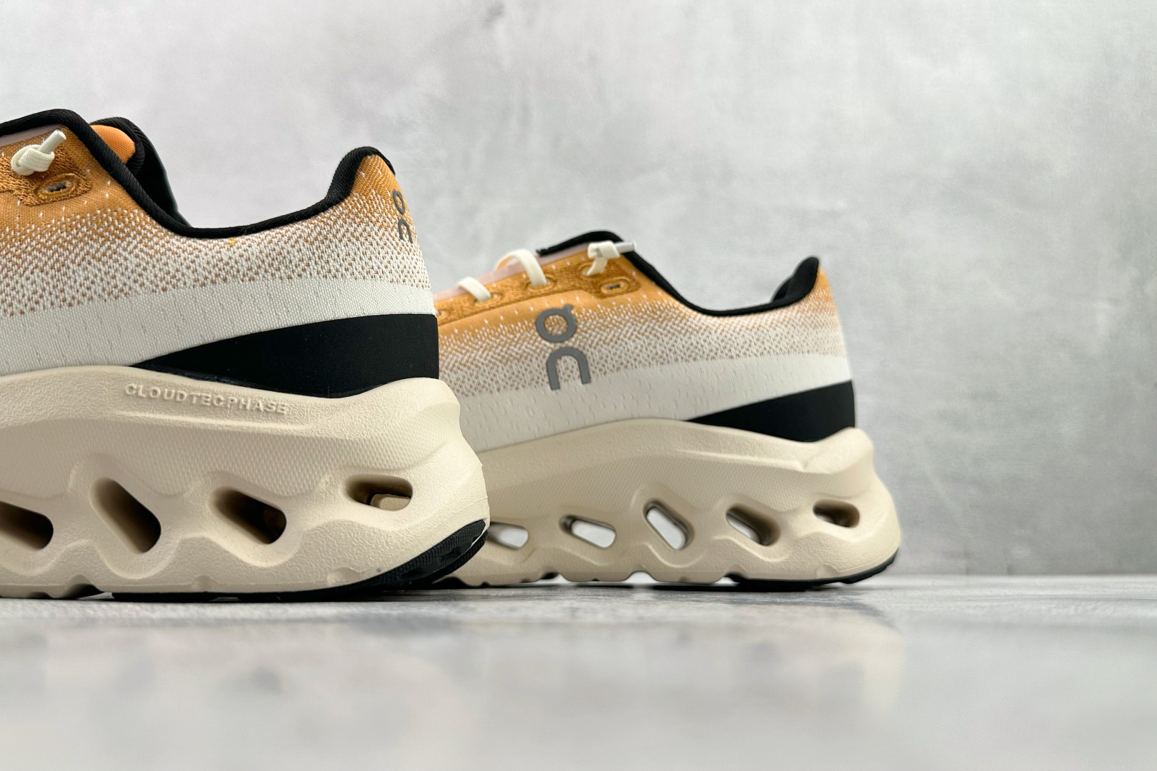 On Cloudtilt 杏仁色 3WF3083-Top High Quatity Cheap Sneakers Fashion Clothing Clothes Bags handbags Shoes of all Brand wholesale With The best Quality And Beautiful Price from China Factory Chinese suppliers wholesaler seller On Cloudtilt 杏仁色 3WF3083