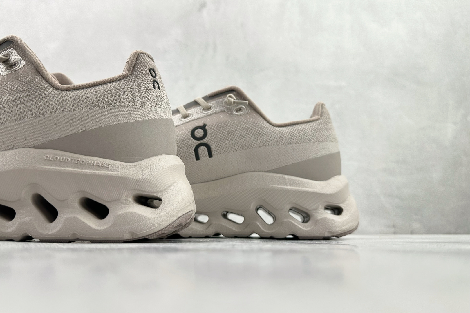 On Cloudtilt 棕色 3ME1010-Top High Quatity Cheap Sneakers Fashion Clothing Clothes Bags handbags Shoes of all Brand wholesale With The best Quality And Beautiful Price from China Factory Chinese suppliers wholesaler seller On Cloudtilt 棕色 3ME1010