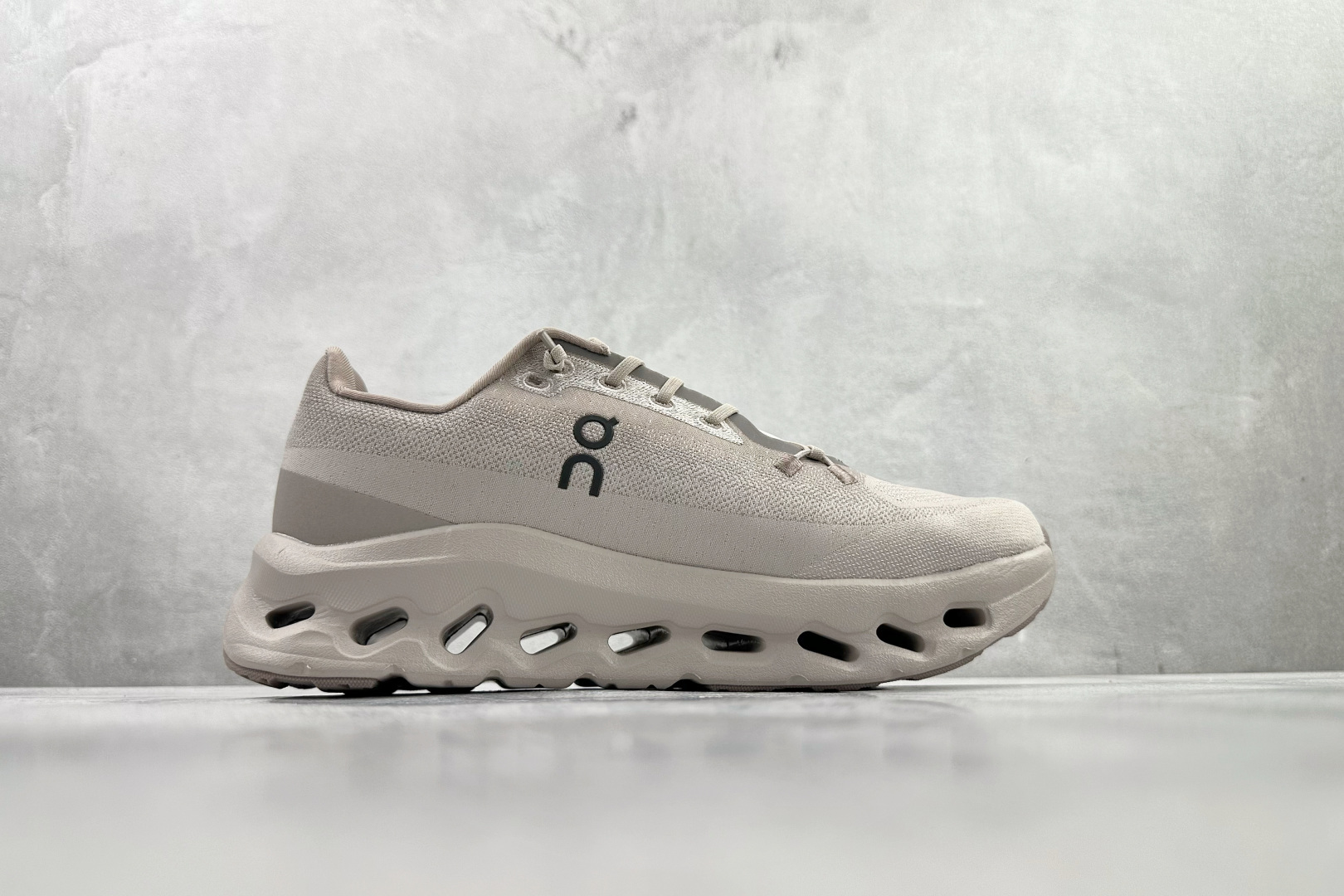 On Cloudtilt 棕色 3ME1010-Top High Quatity Cheap Sneakers Fashion Clothing Clothes Bags handbags Shoes of all Brand wholesale With The best Quality And Beautiful Price from China Factory Chinese suppliers wholesaler seller On Cloudtilt 棕色 3ME1010