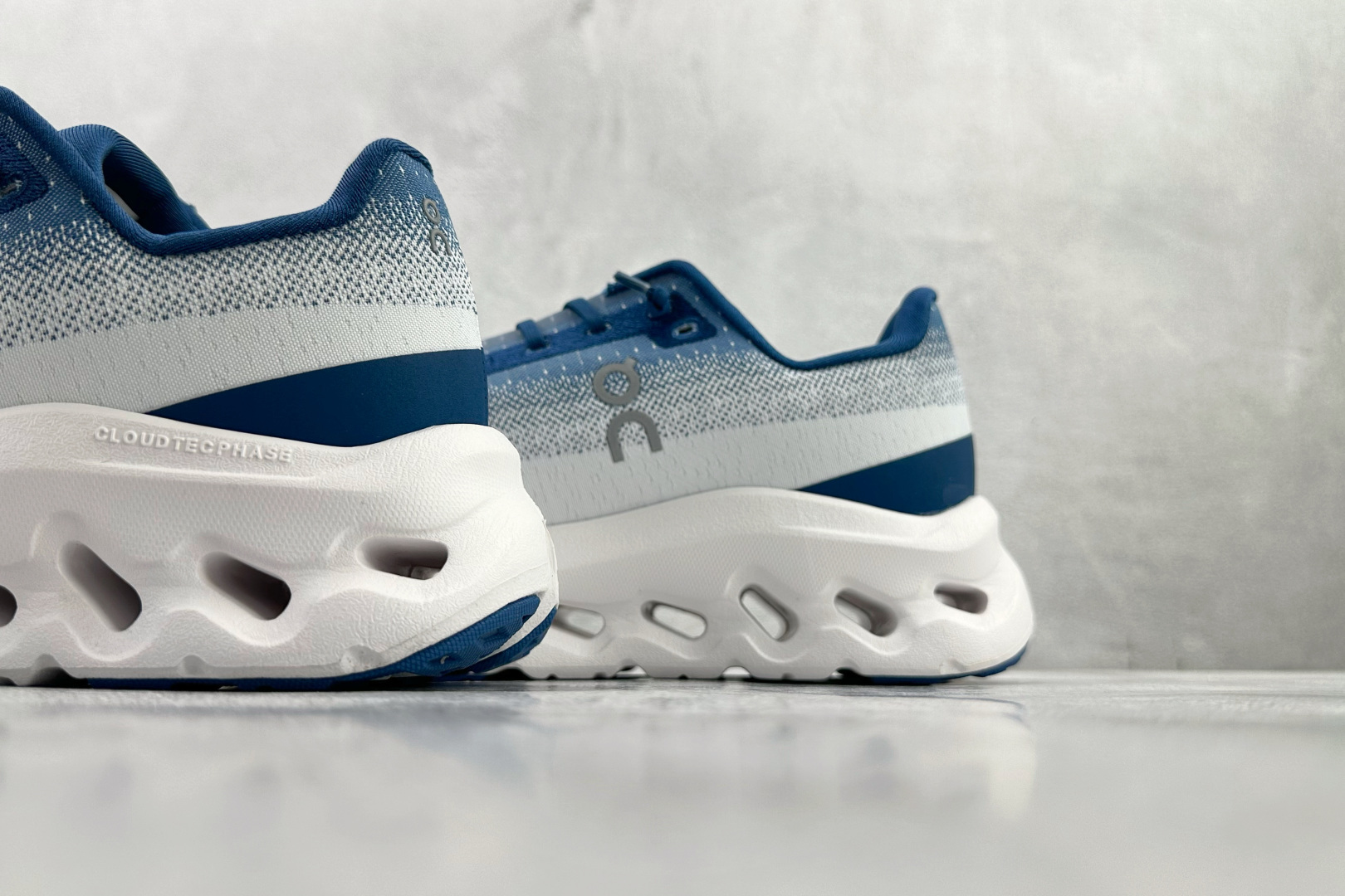 On Cloudtilt 白蓝 3MF3112-Top High Quatity Cheap Sneakers Fashion Clothing Clothes Bags handbags Shoes of all Brand wholesale With The best Quality And Beautiful Price from China Factory Chinese suppliers wholesaler seller On Cloudtilt 白蓝 3MF3112