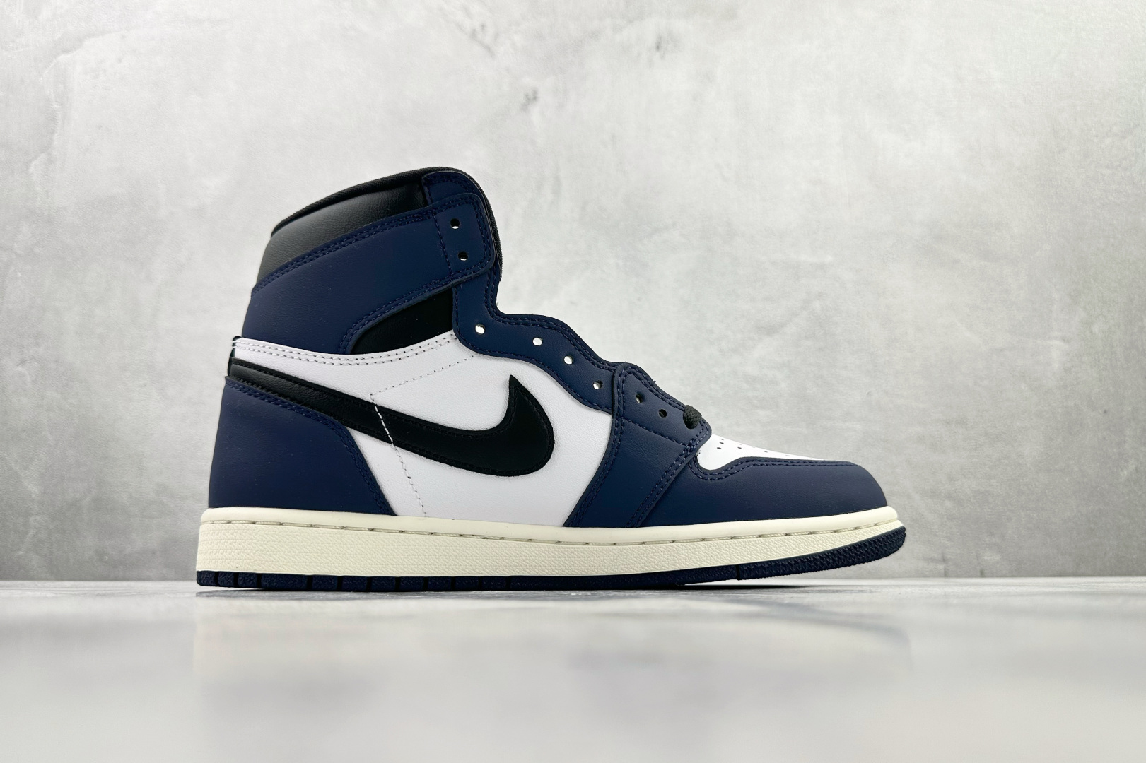 Jordan Air Jordan 1 High “Midnight Navy” 蓝白 DZ5485-401-Top High Quatity Cheap Sneakers Fashion Clothing Clothes Bags handbags Shoes of all Brand wholesale With The best Quality And Beautiful Price from China Factory Chinese suppliers wholesaler seller Jordan Air Jordan 1 High “Midnight Navy” 蓝白 DZ5485-401