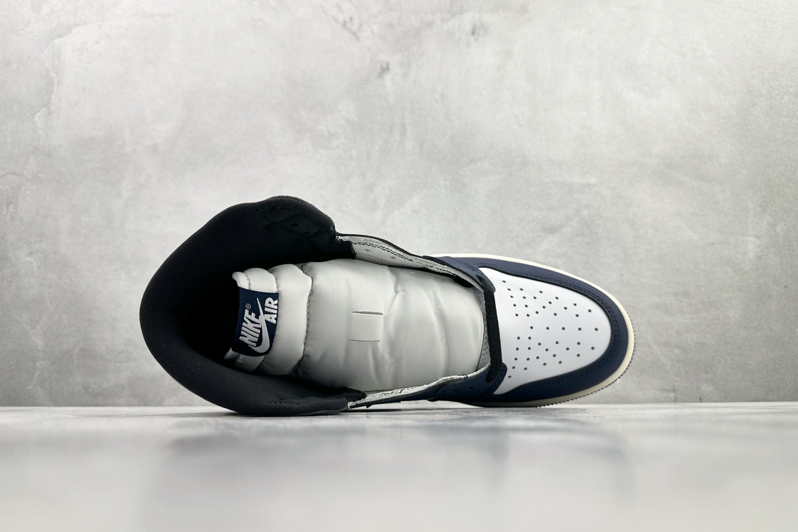 Jordan Air Jordan 1 High “Midnight Navy” 蓝白 DZ5485-401-Top High Quatity Cheap Sneakers Fashion Clothing Clothes Bags handbags Shoes of all Brand wholesale With The best Quality And Beautiful Price from China Factory Chinese suppliers wholesaler seller Jordan Air Jordan 1 High “Midnight Navy” 蓝白 DZ5485-401